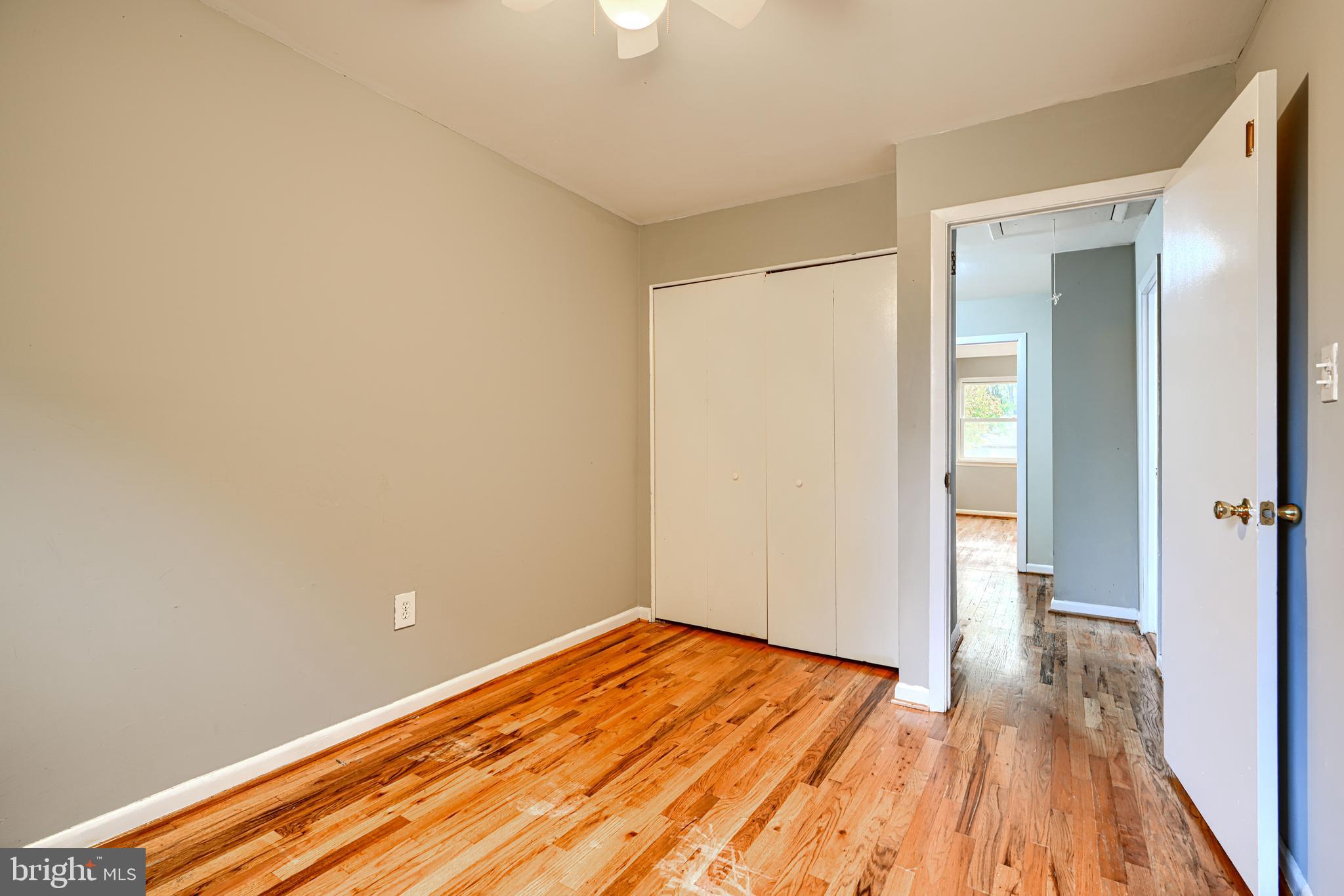 QUEEN ANNE VILLAGE - Residential