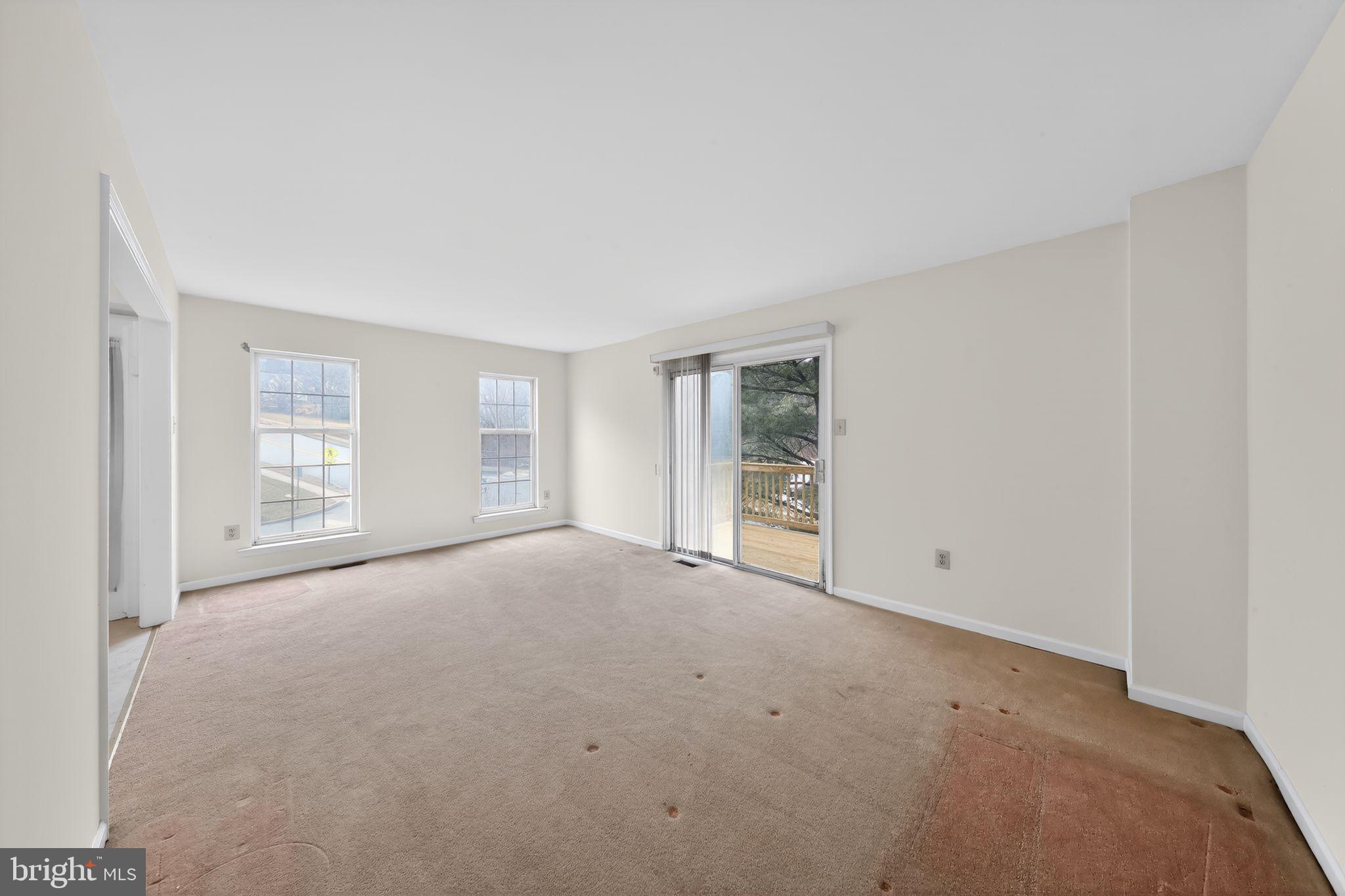 BALLINAHINCH - Residential