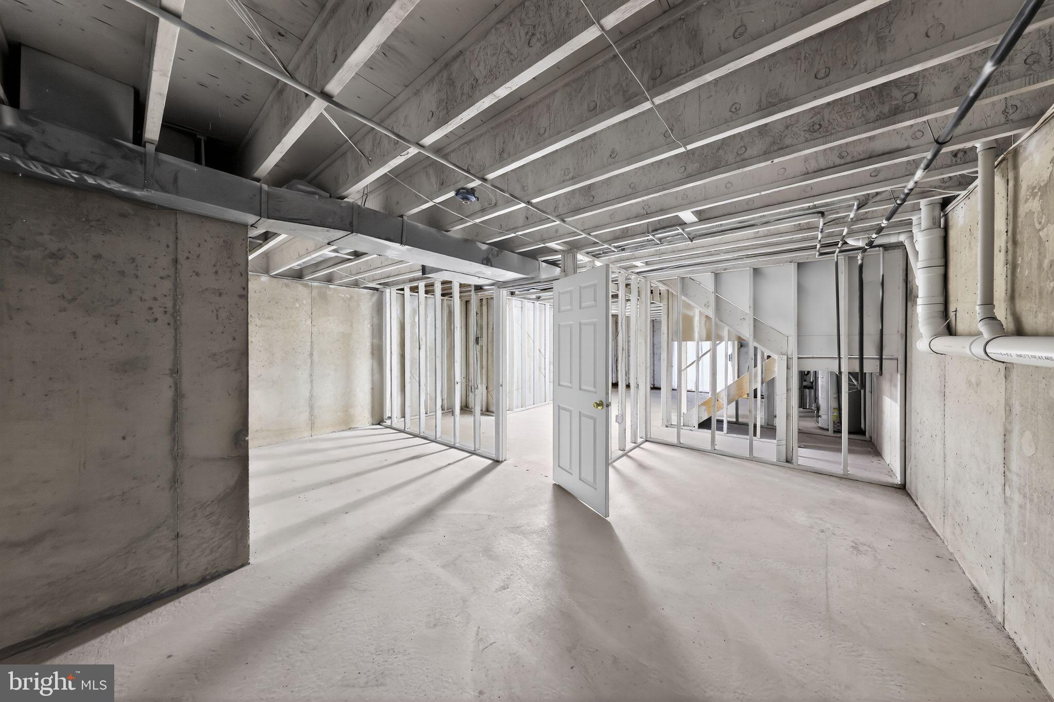 BALLINAHINCH - Residential