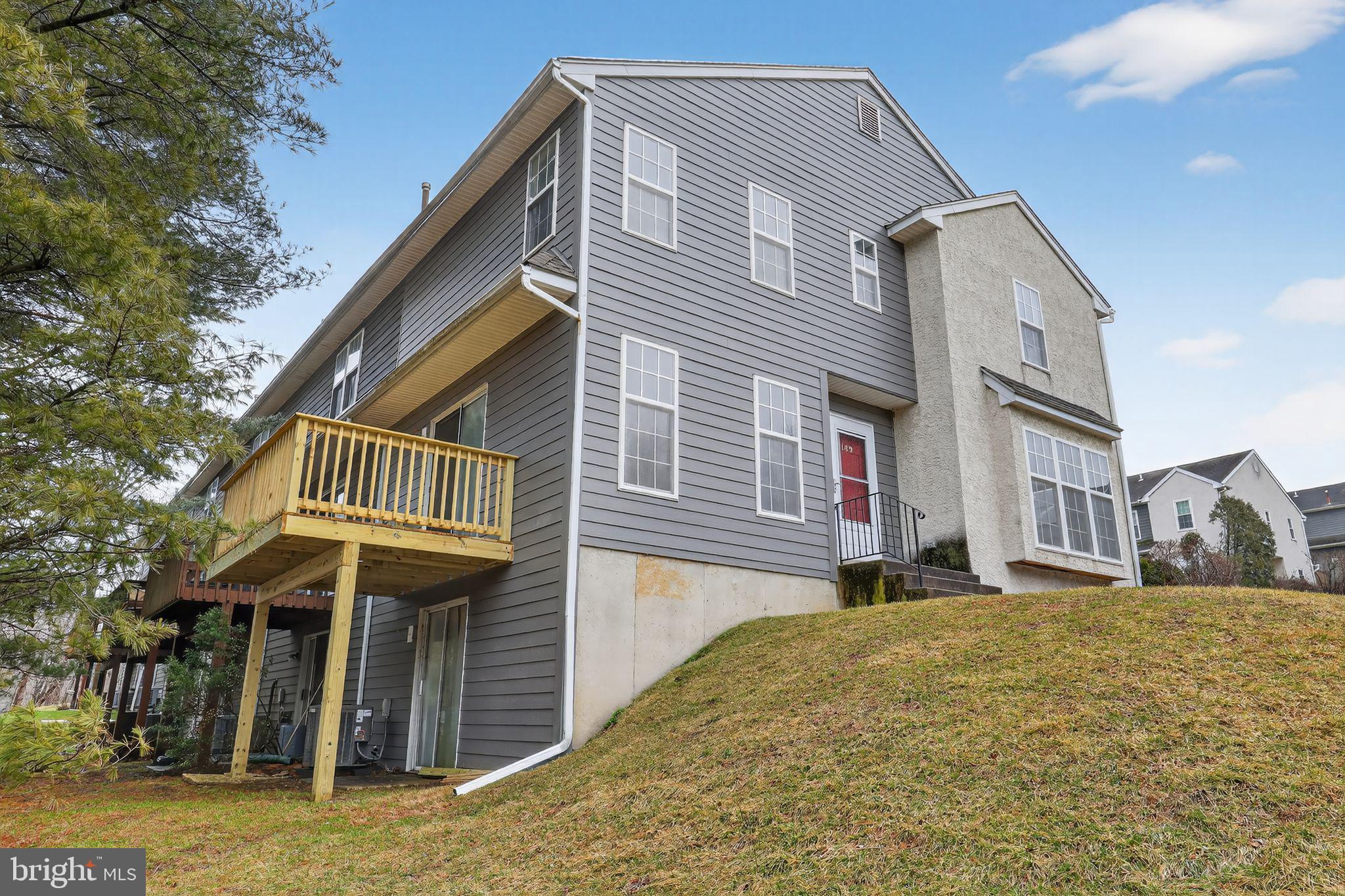 BALLINAHINCH - Residential