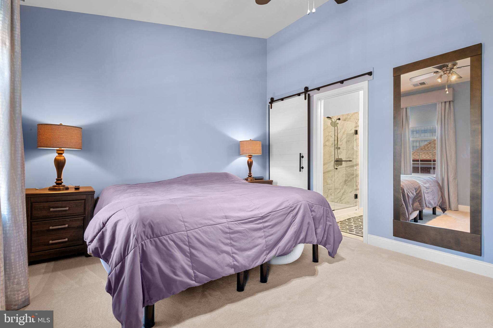 NAVAL SQUARE - Residential