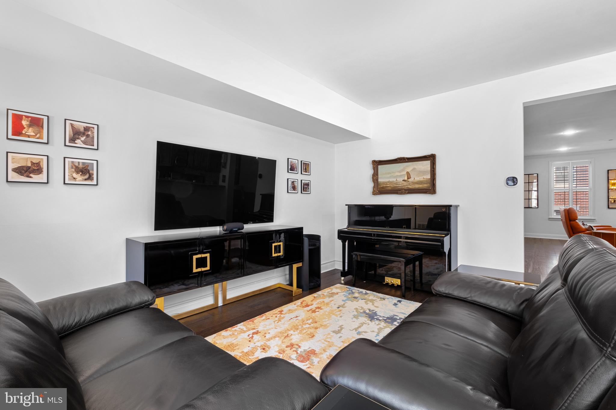 NAVAL SQUARE - Residential