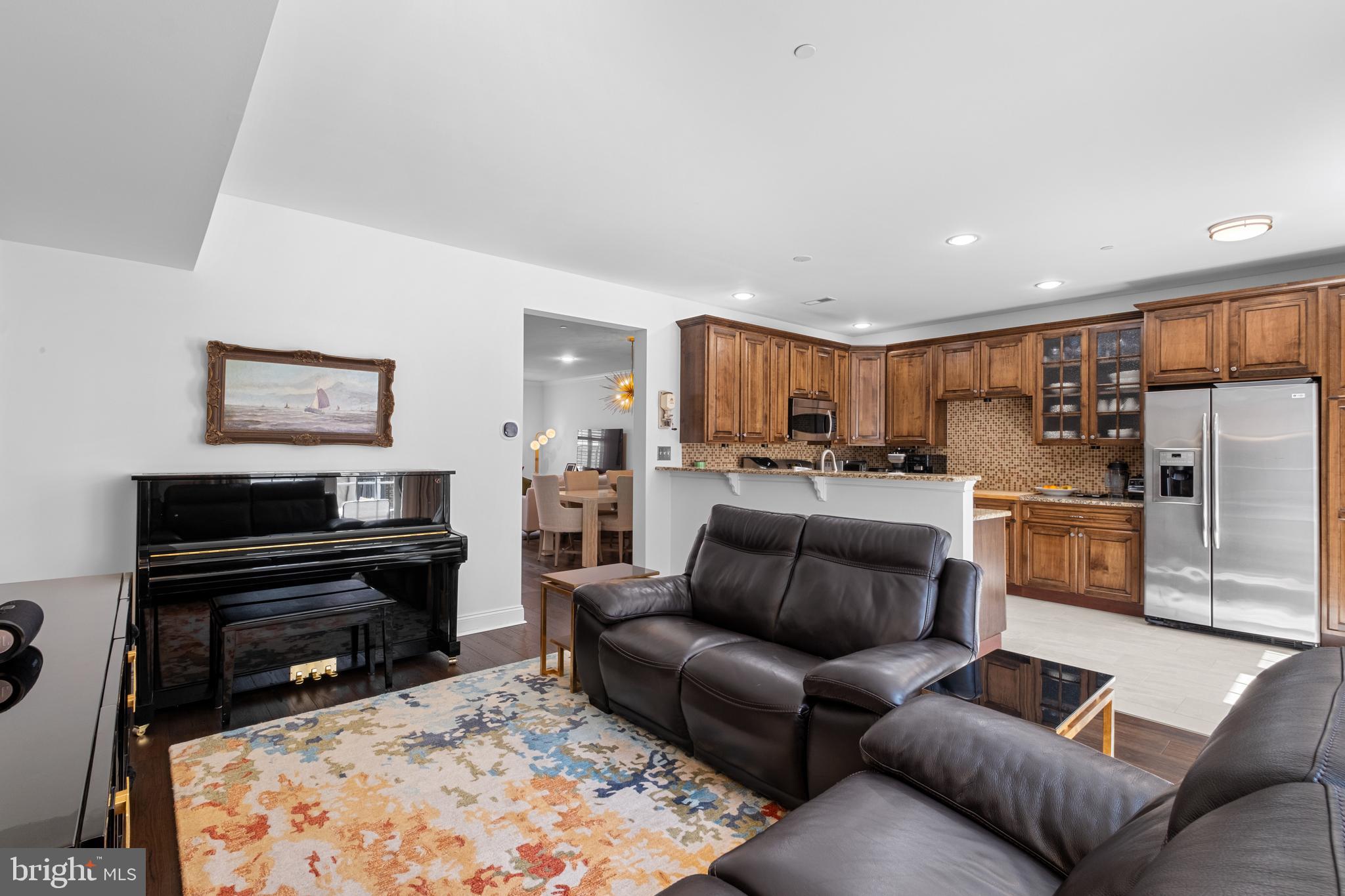 NAVAL SQUARE - Residential