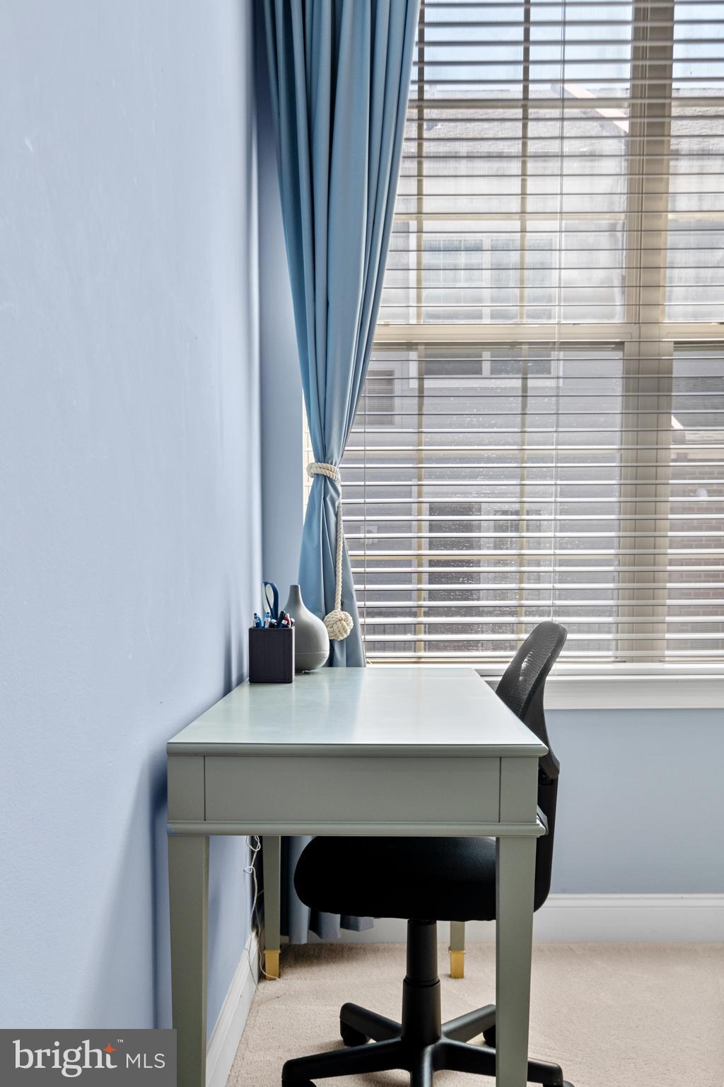 NAVAL SQUARE - Residential