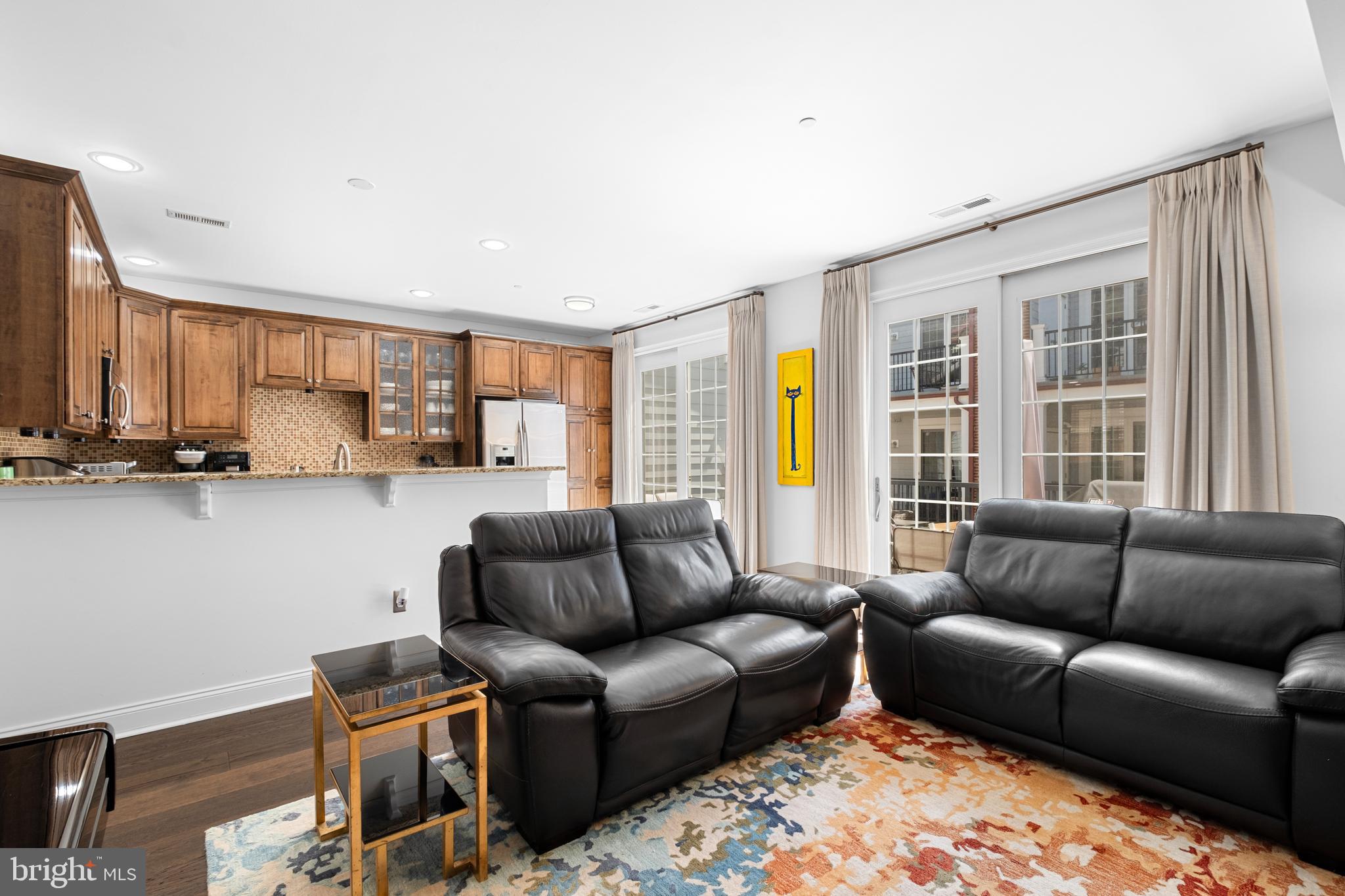 NAVAL SQUARE - Residential