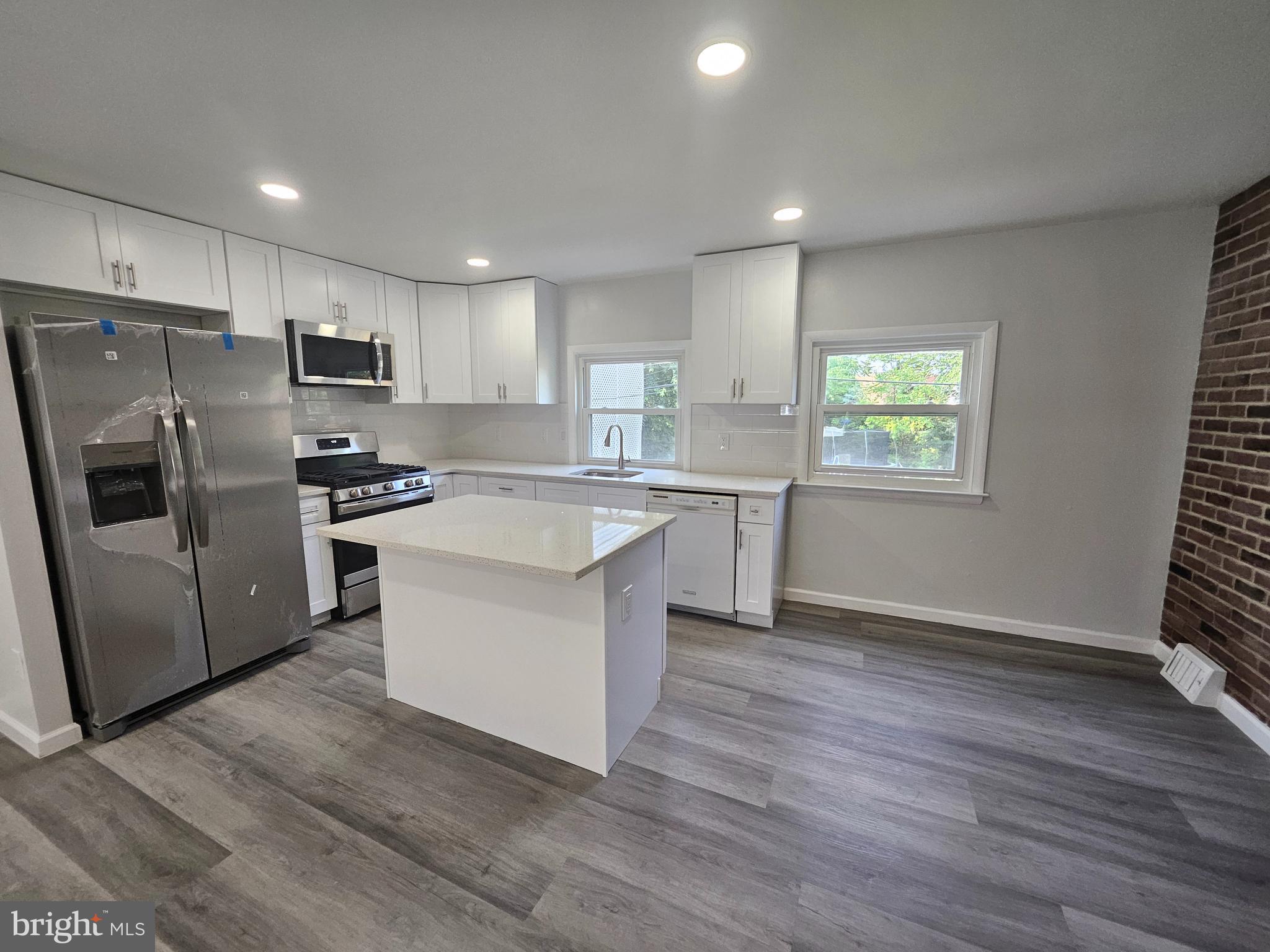 PHILADELPHIA - Residential