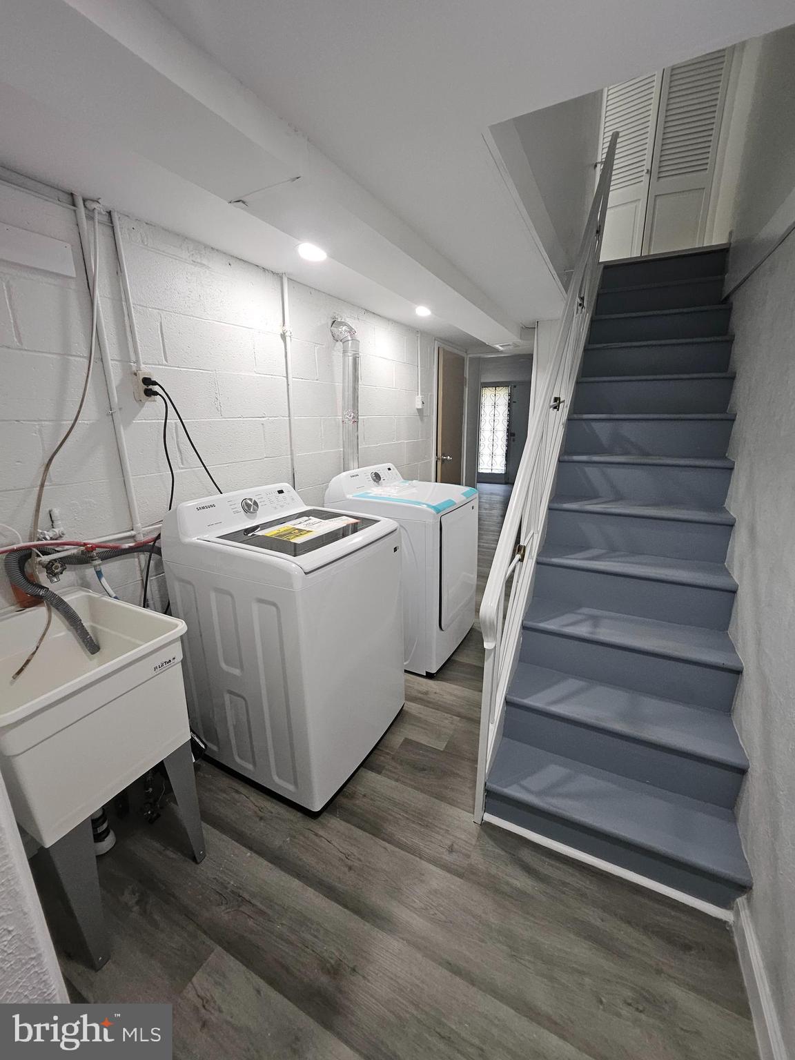 PHILADELPHIA - Residential