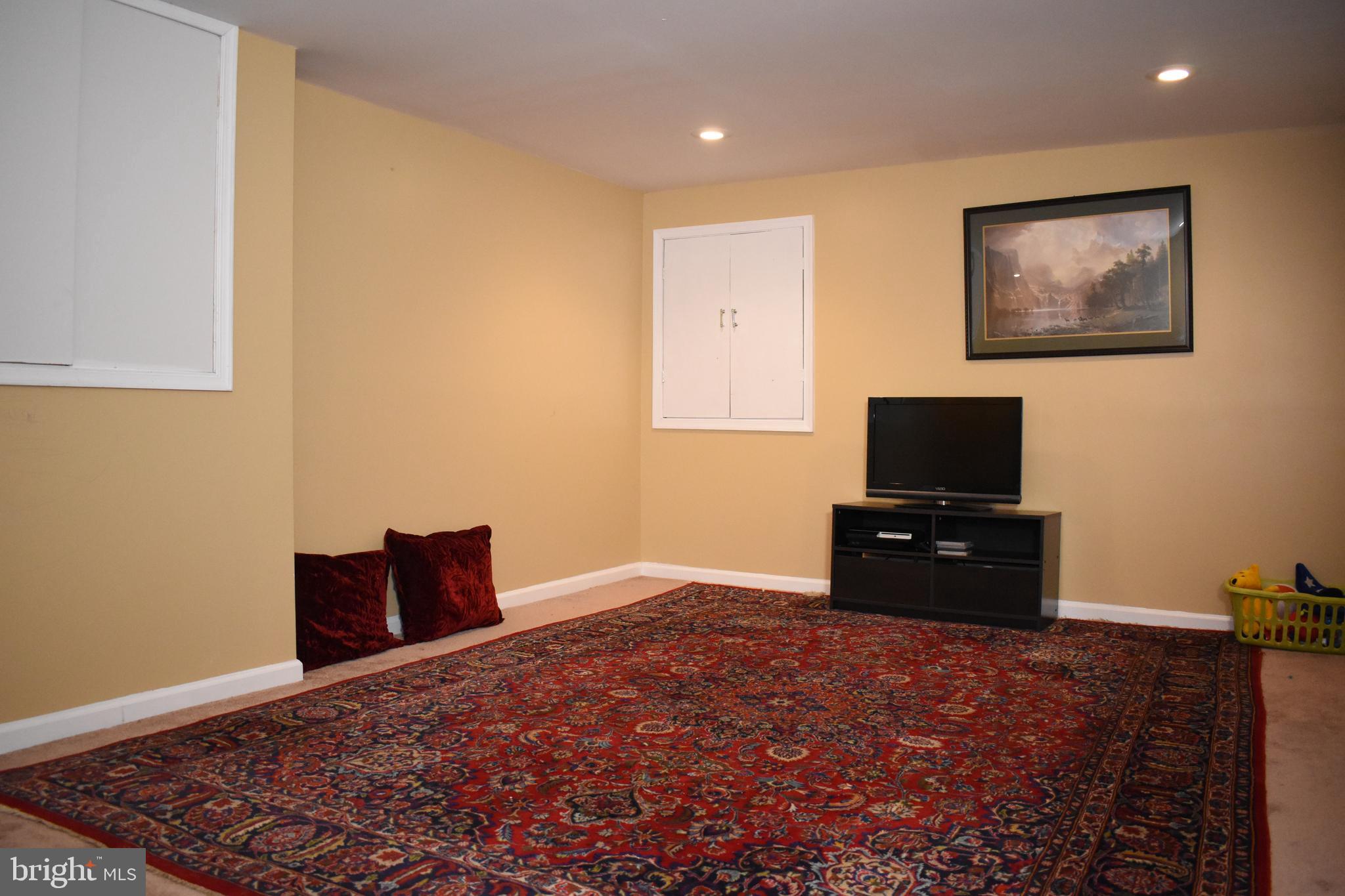 TANGLEWOOD - Residential