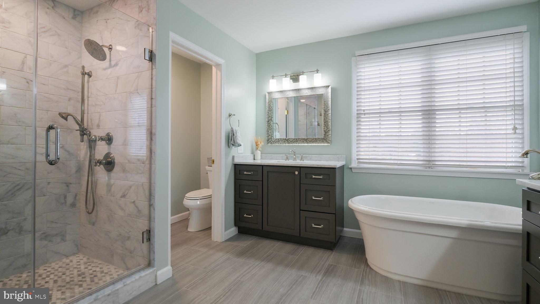 EAGLE GLENN - Residential