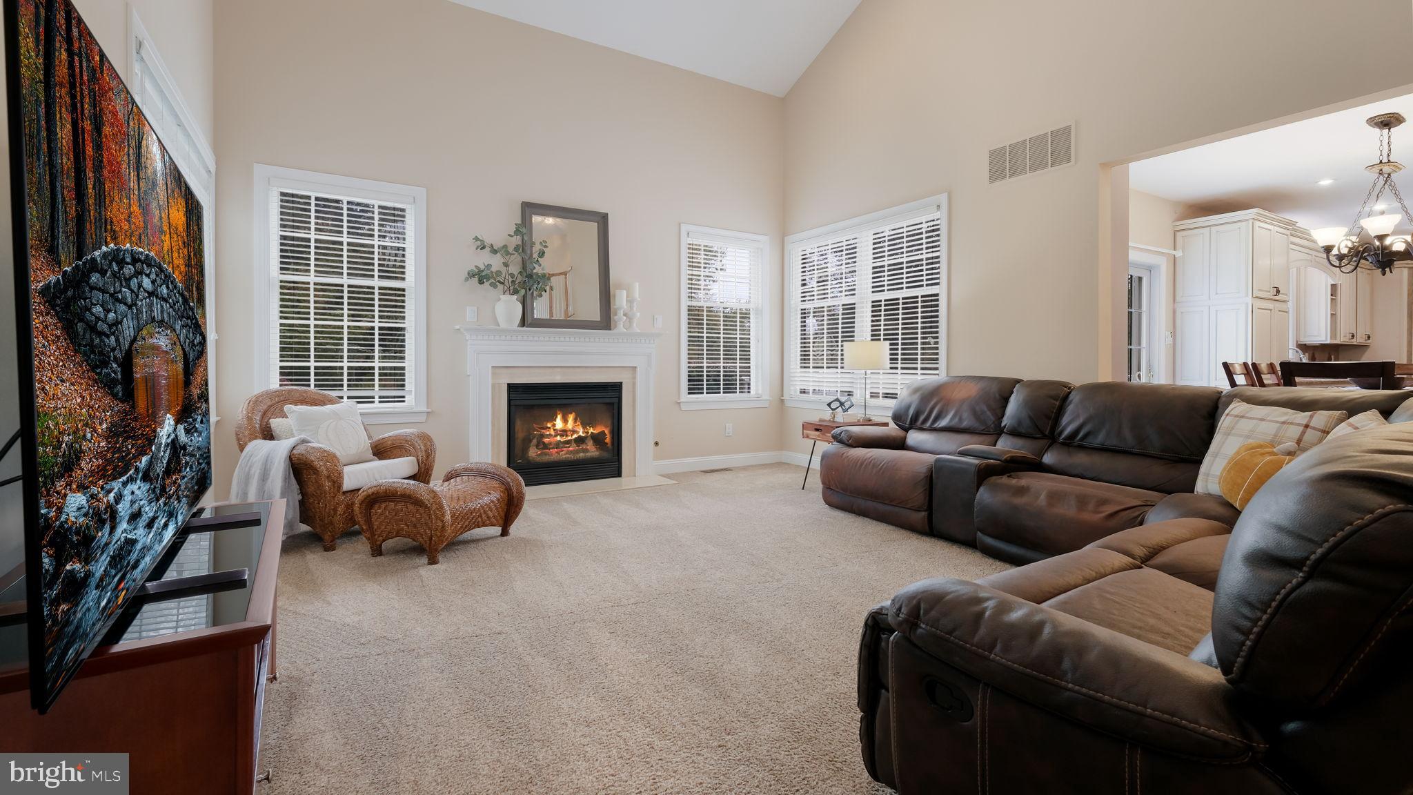 EAGLE GLENN - Residential