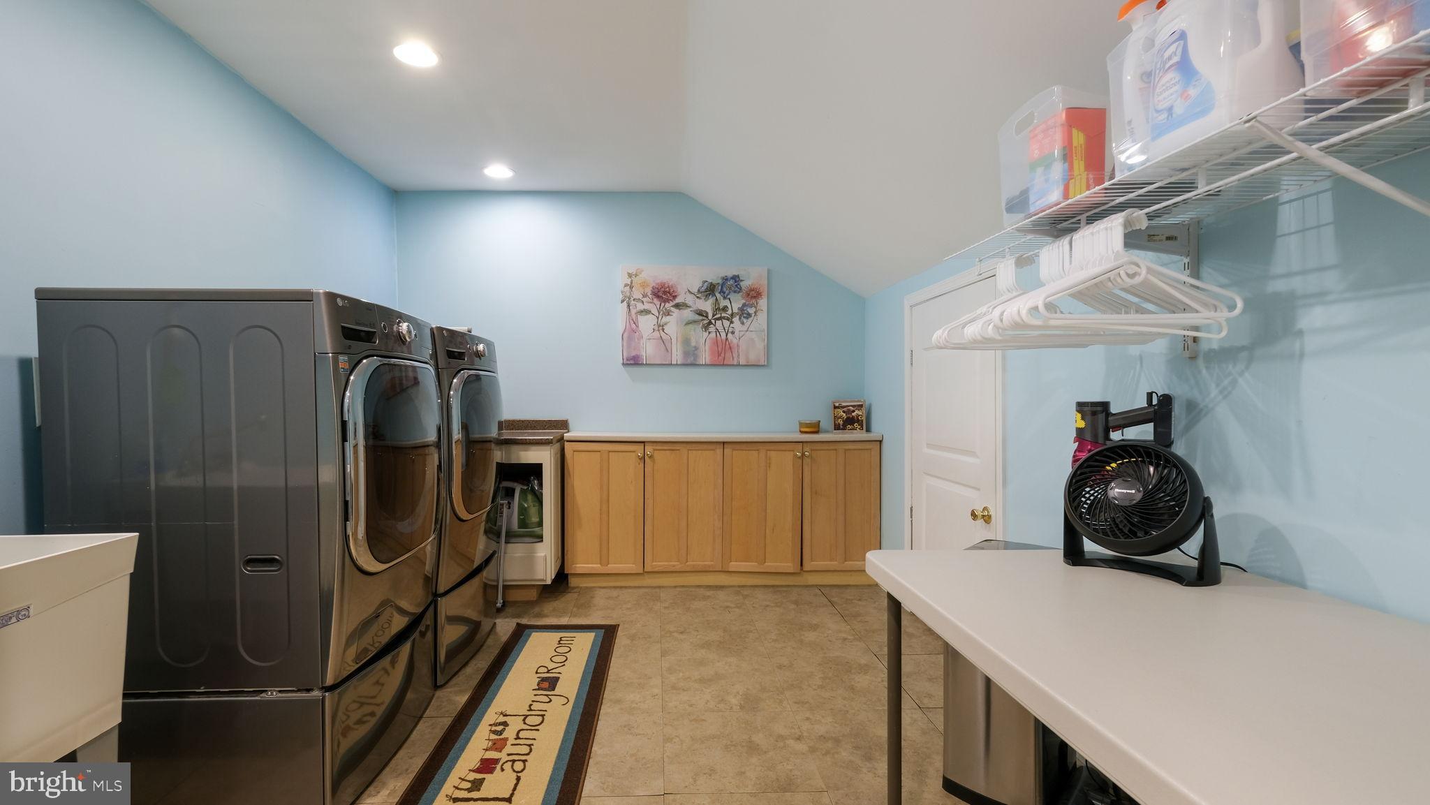 EAGLE GLENN - Residential