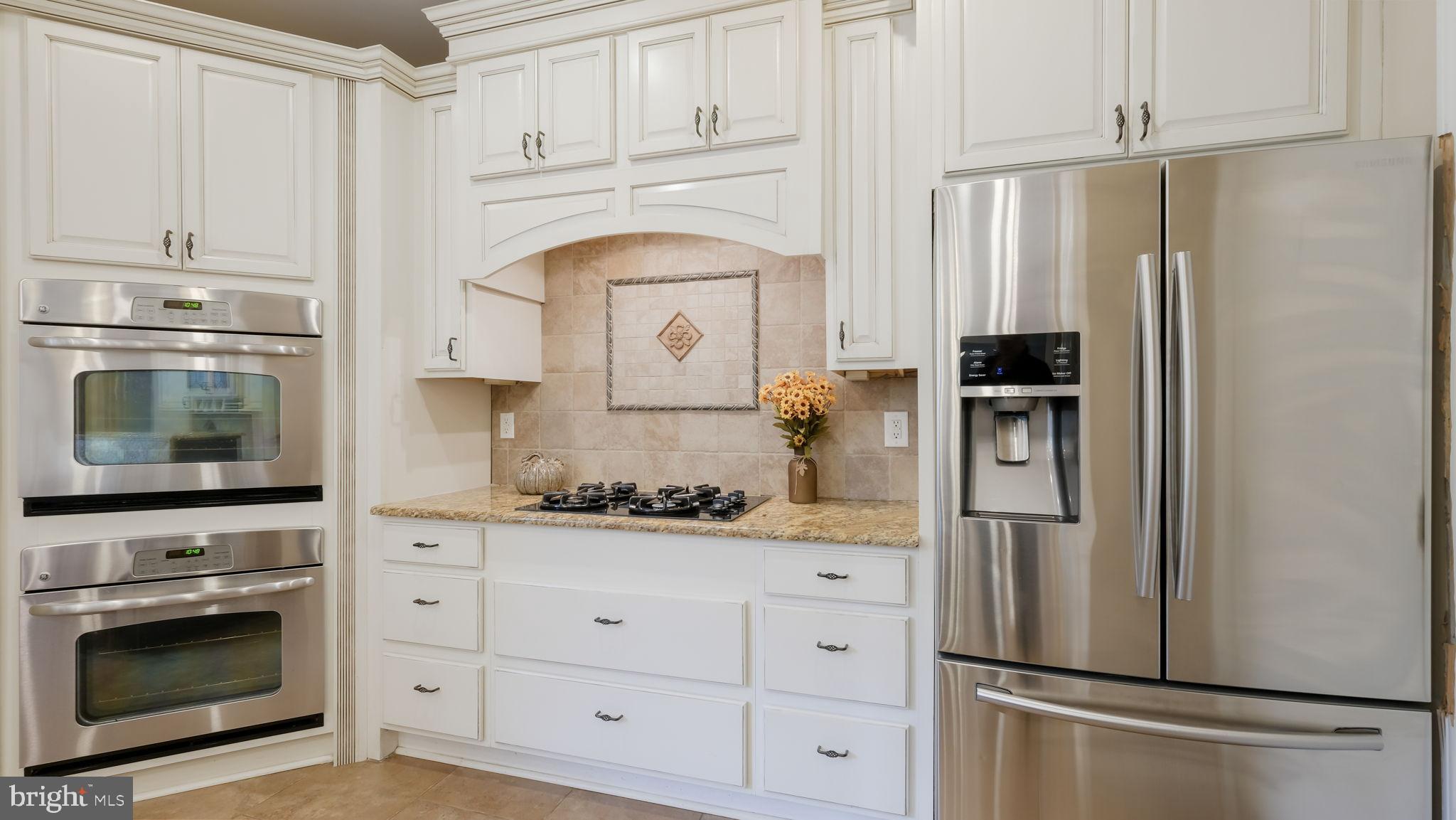 EAGLE GLENN - Residential