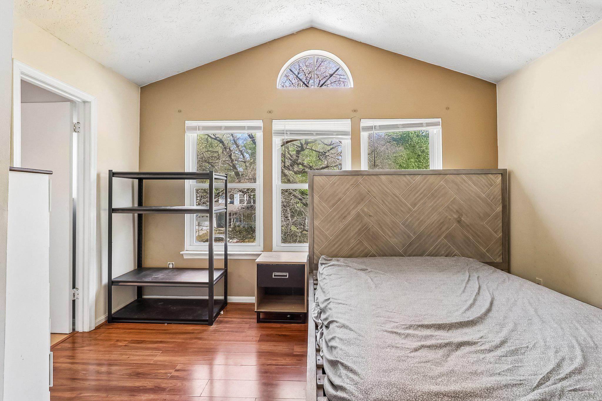 WESTLAKE VILLAGE - LANCASTER - Residential