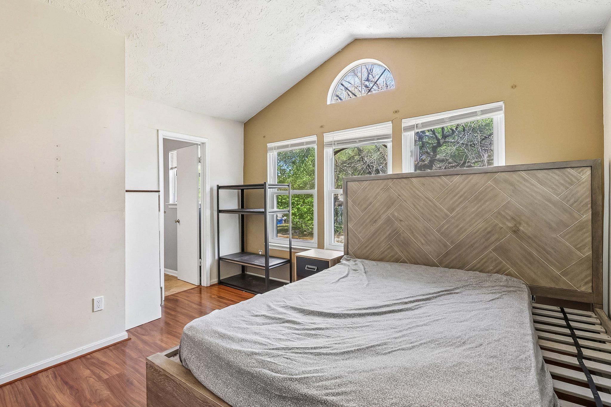 WESTLAKE VILLAGE - LANCASTER - Residential