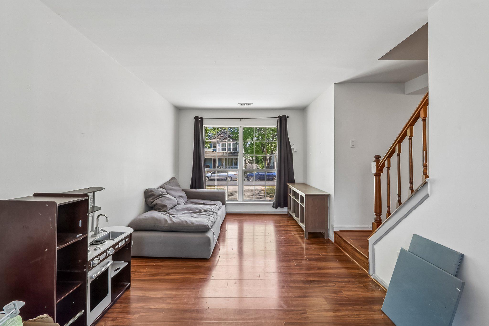 WESTLAKE VILLAGE - LANCASTER - Residential