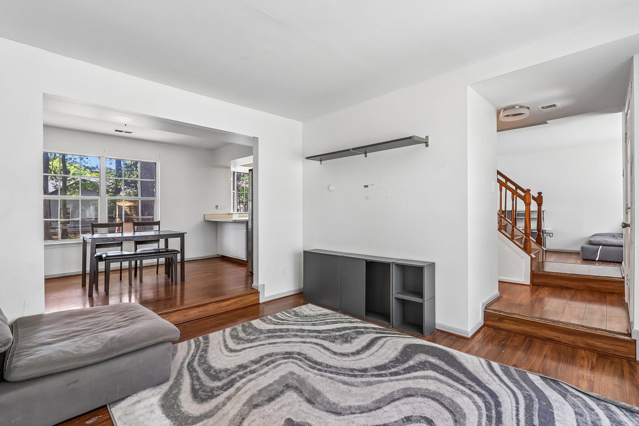 WESTLAKE VILLAGE - LANCASTER - Residential