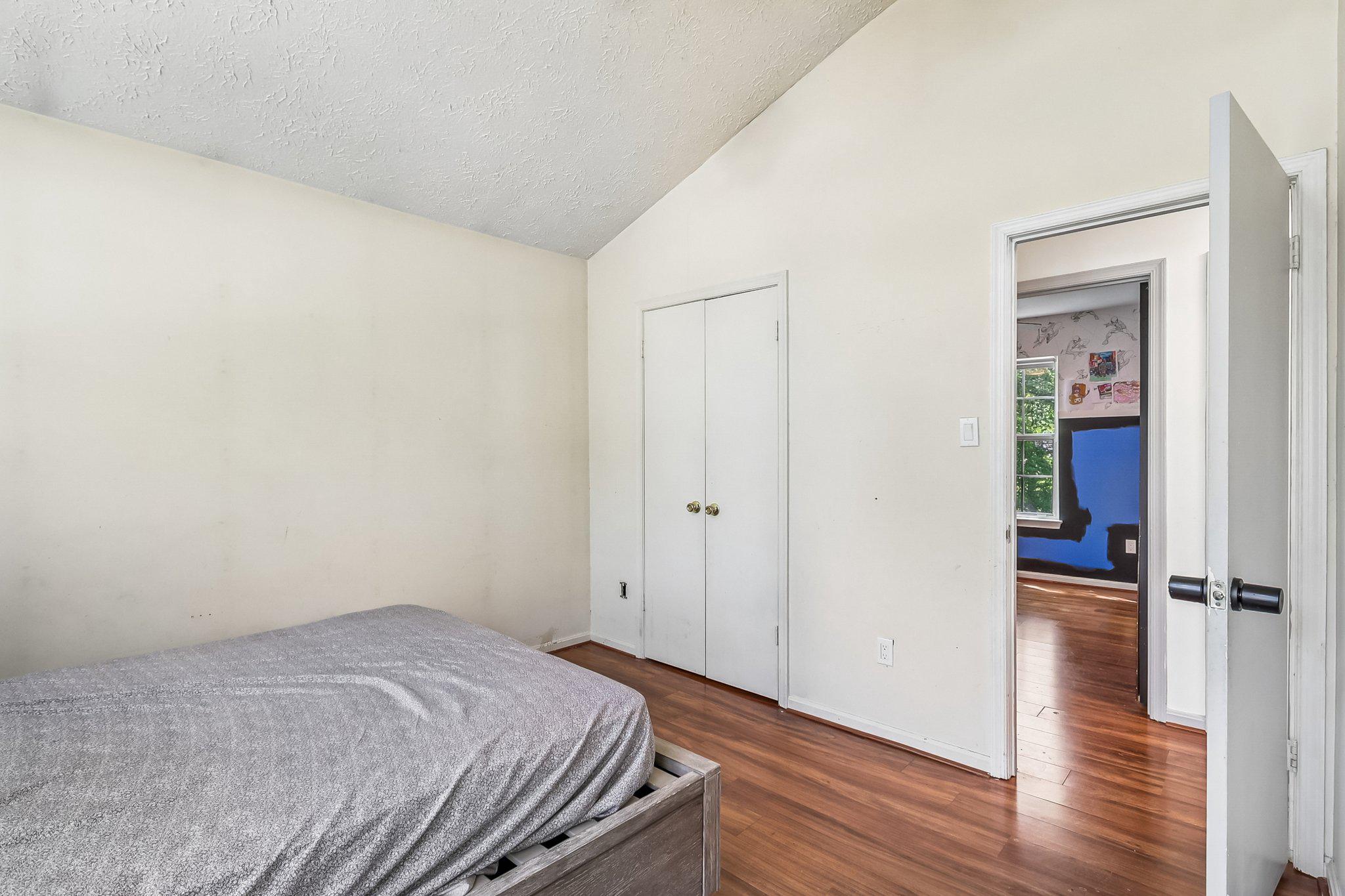 WESTLAKE VILLAGE - LANCASTER - Residential