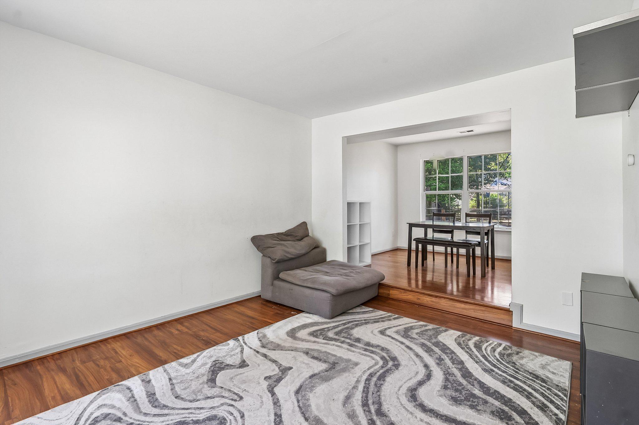 WESTLAKE VILLAGE - LANCASTER - Residential