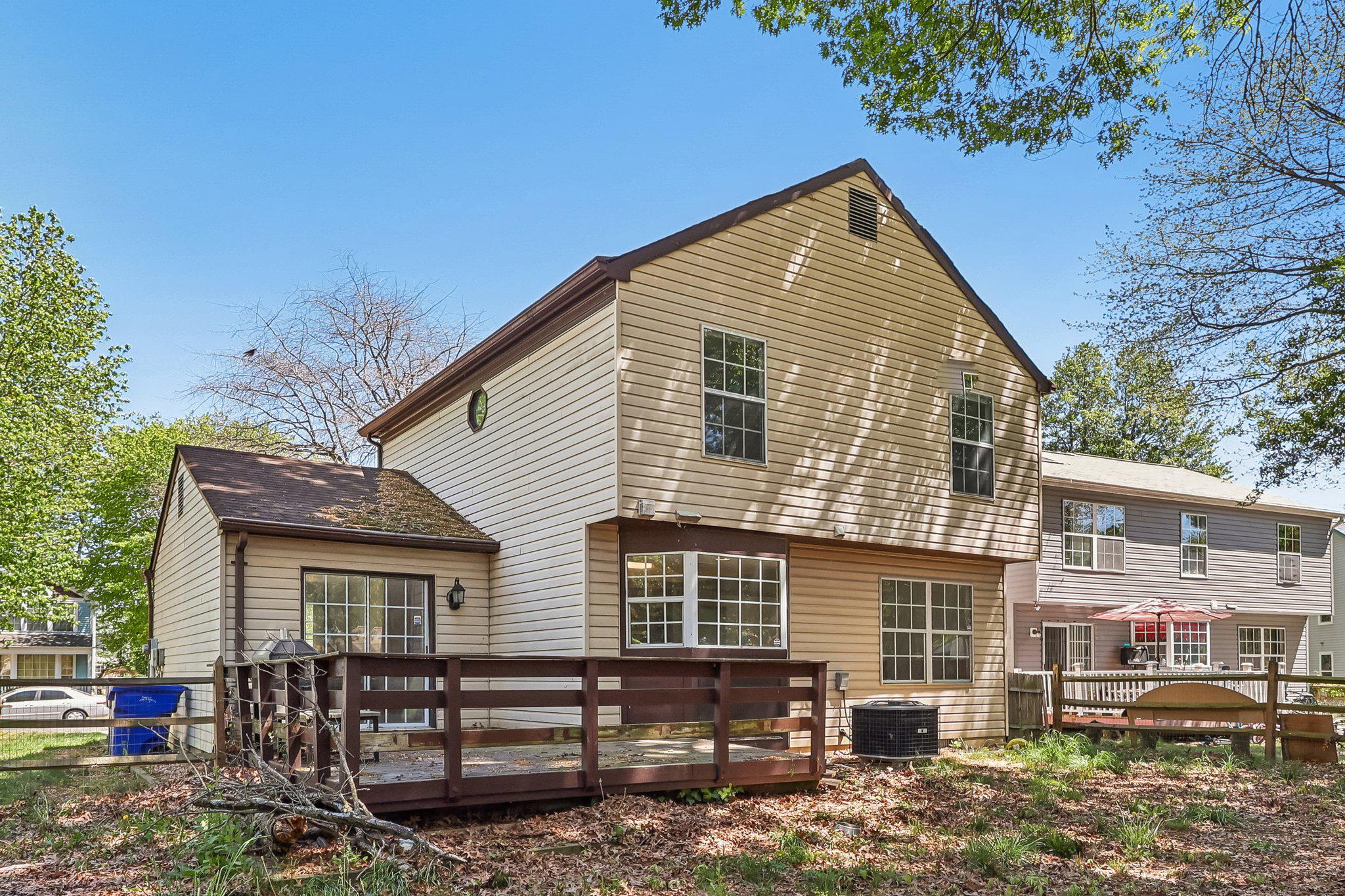 WESTLAKE VILLAGE - LANCASTER - Residential