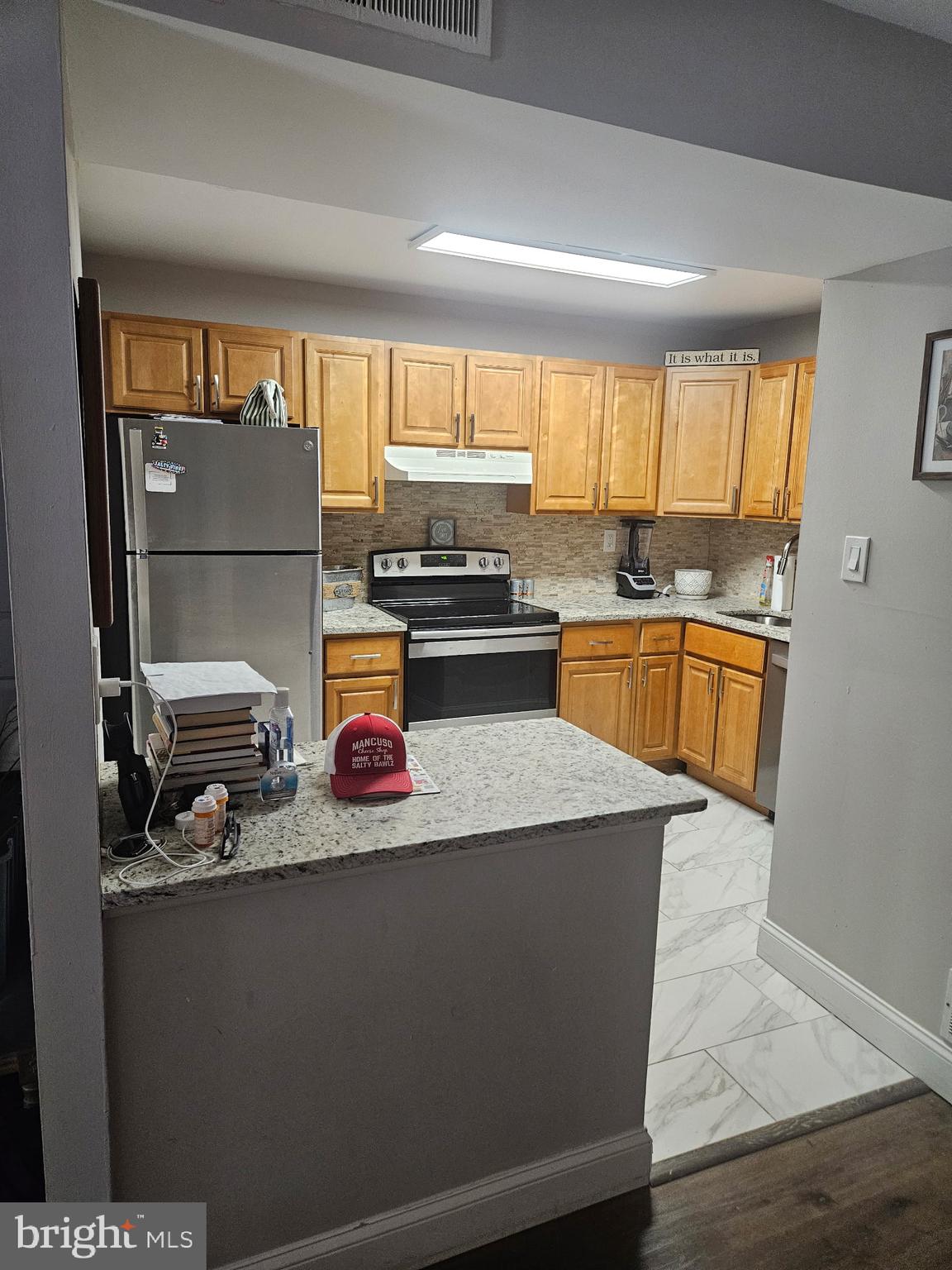 742-B PUTNAM BOULEVARD