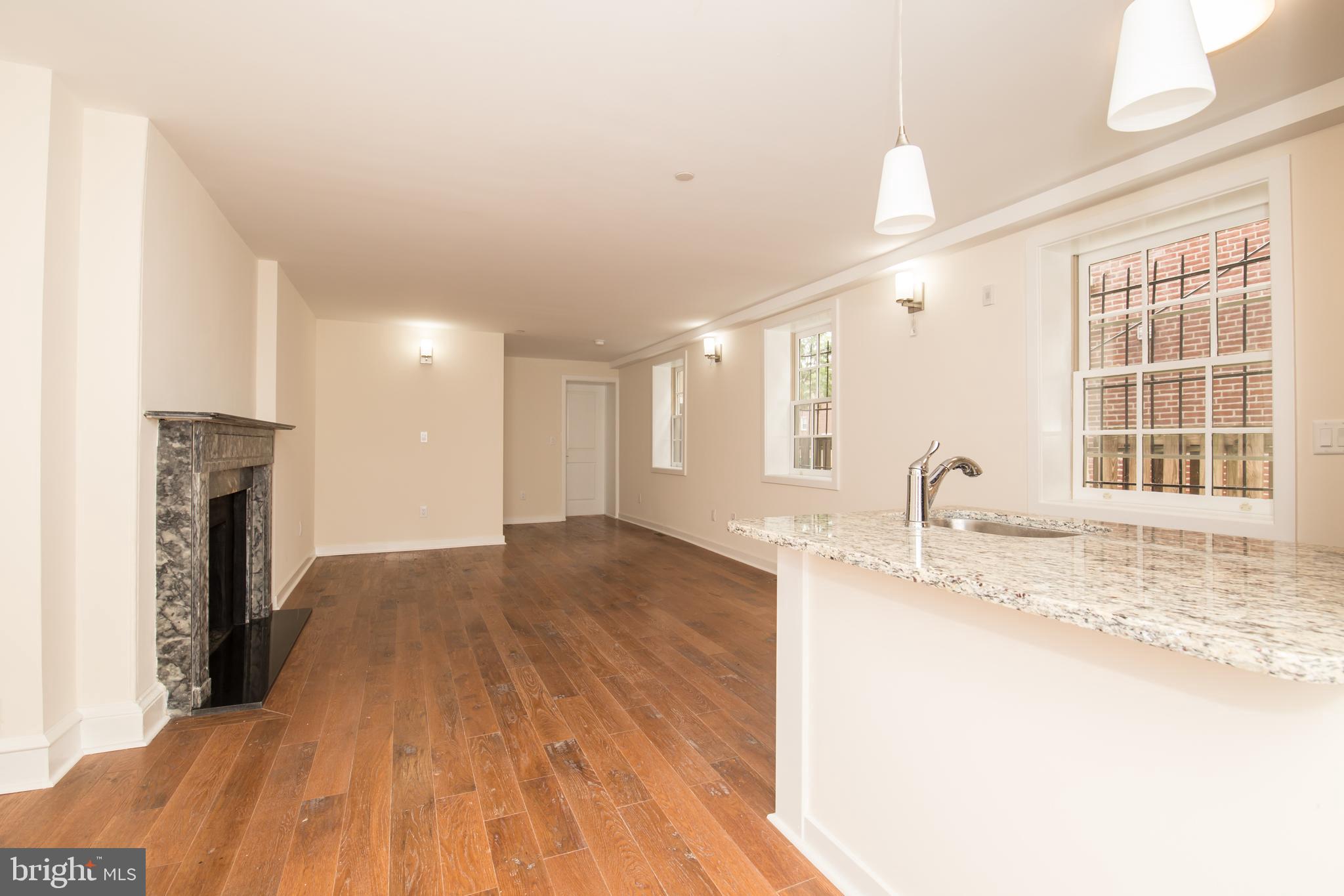 SOCIETY HILL - Residential Lease