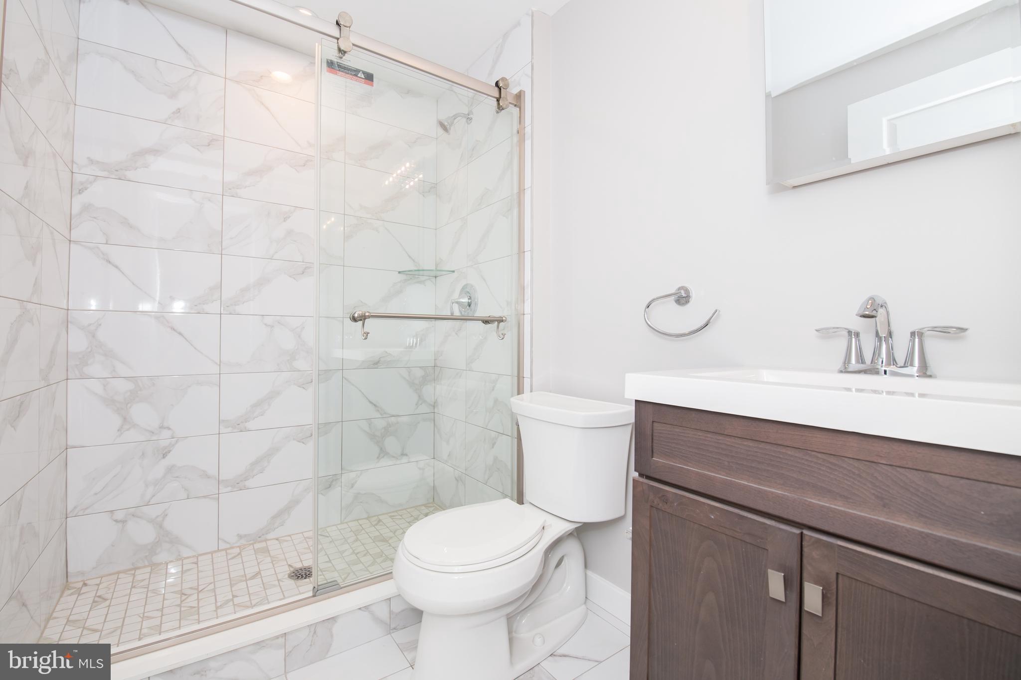 SOCIETY HILL - Residential Lease