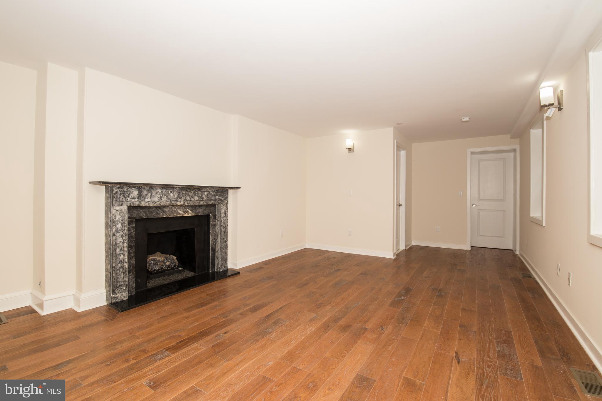 SOCIETY HILL - Residential Lease