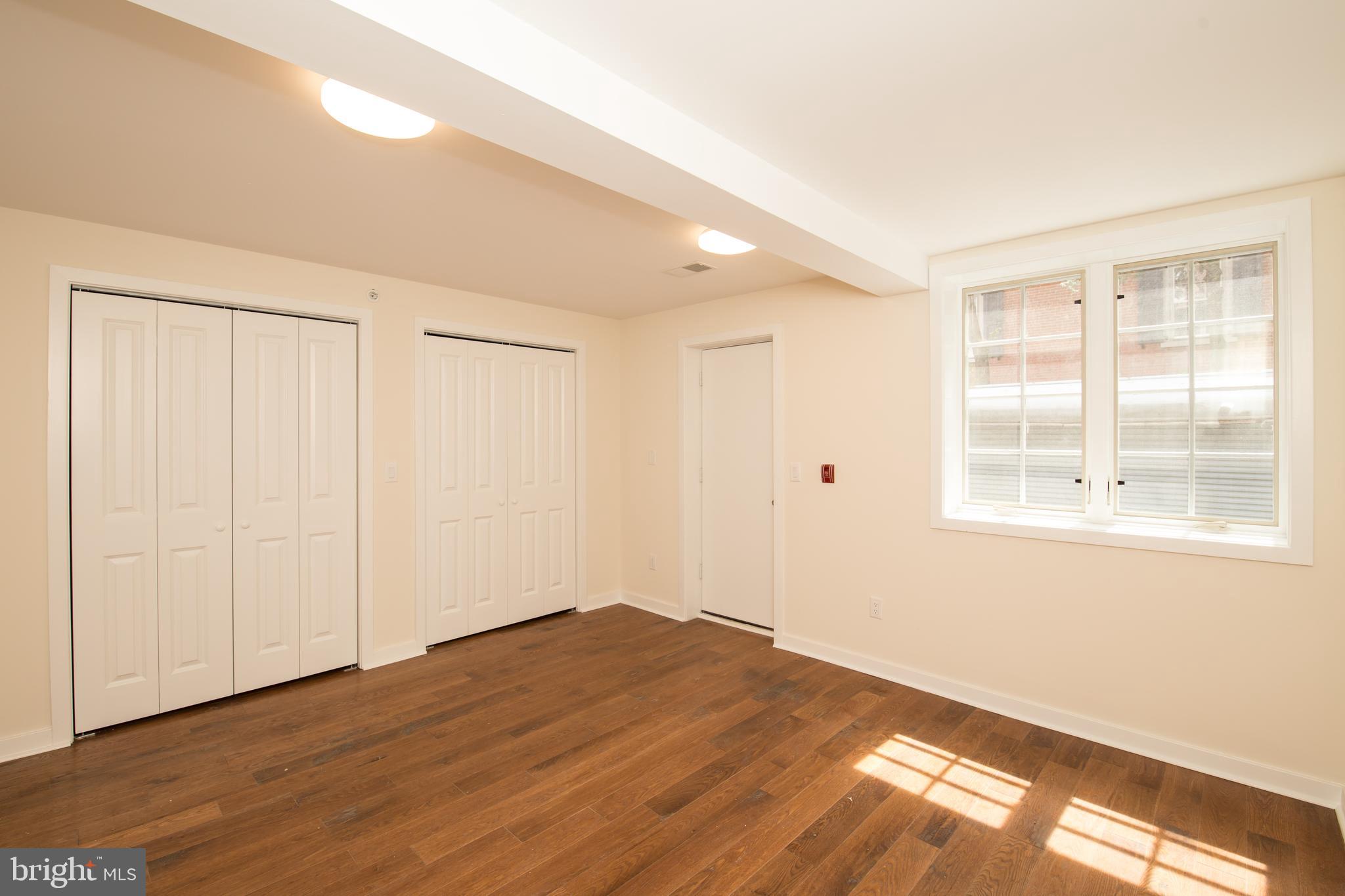 SOCIETY HILL - Residential Lease