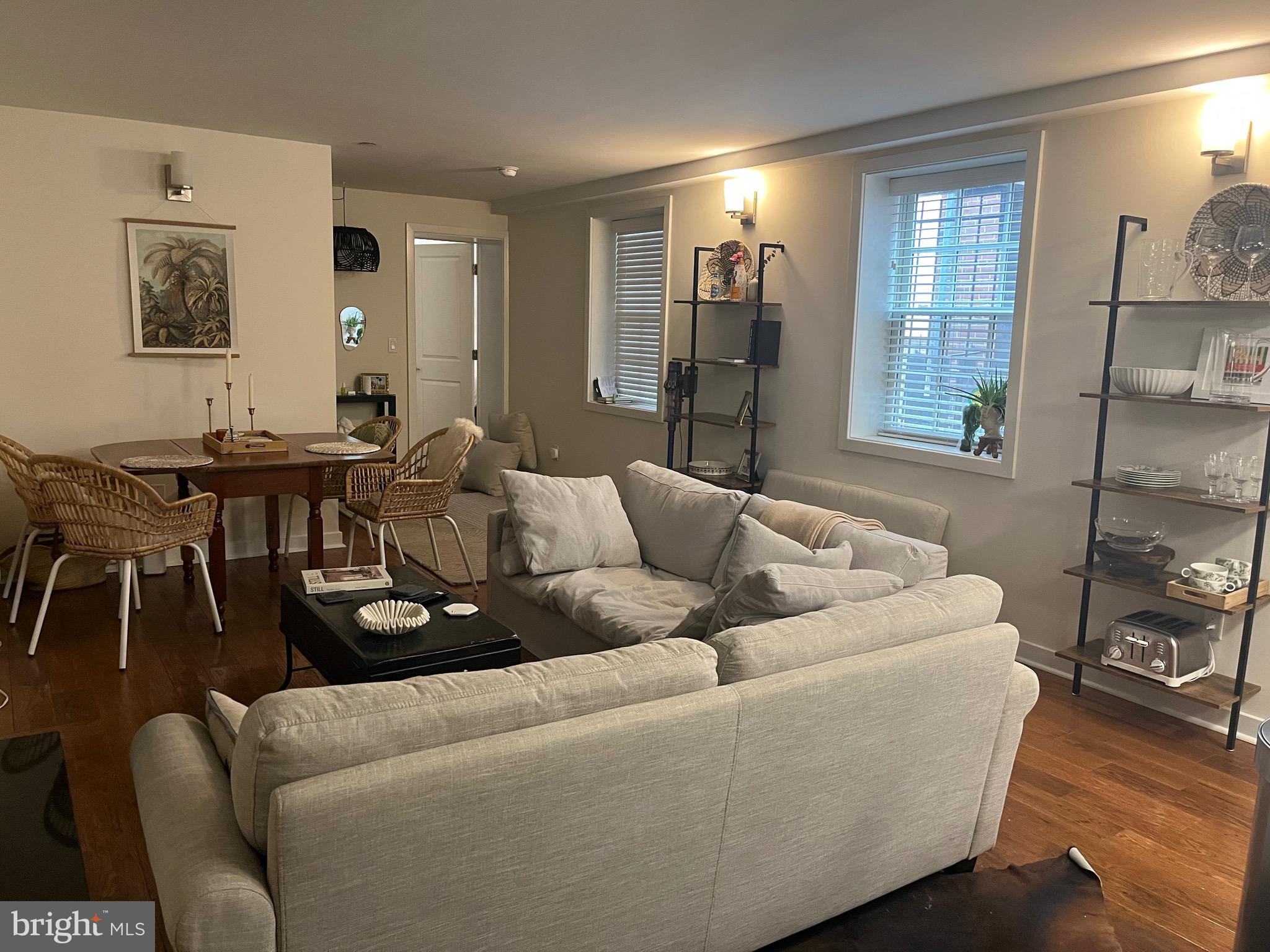 SOCIETY HILL - Residential Lease