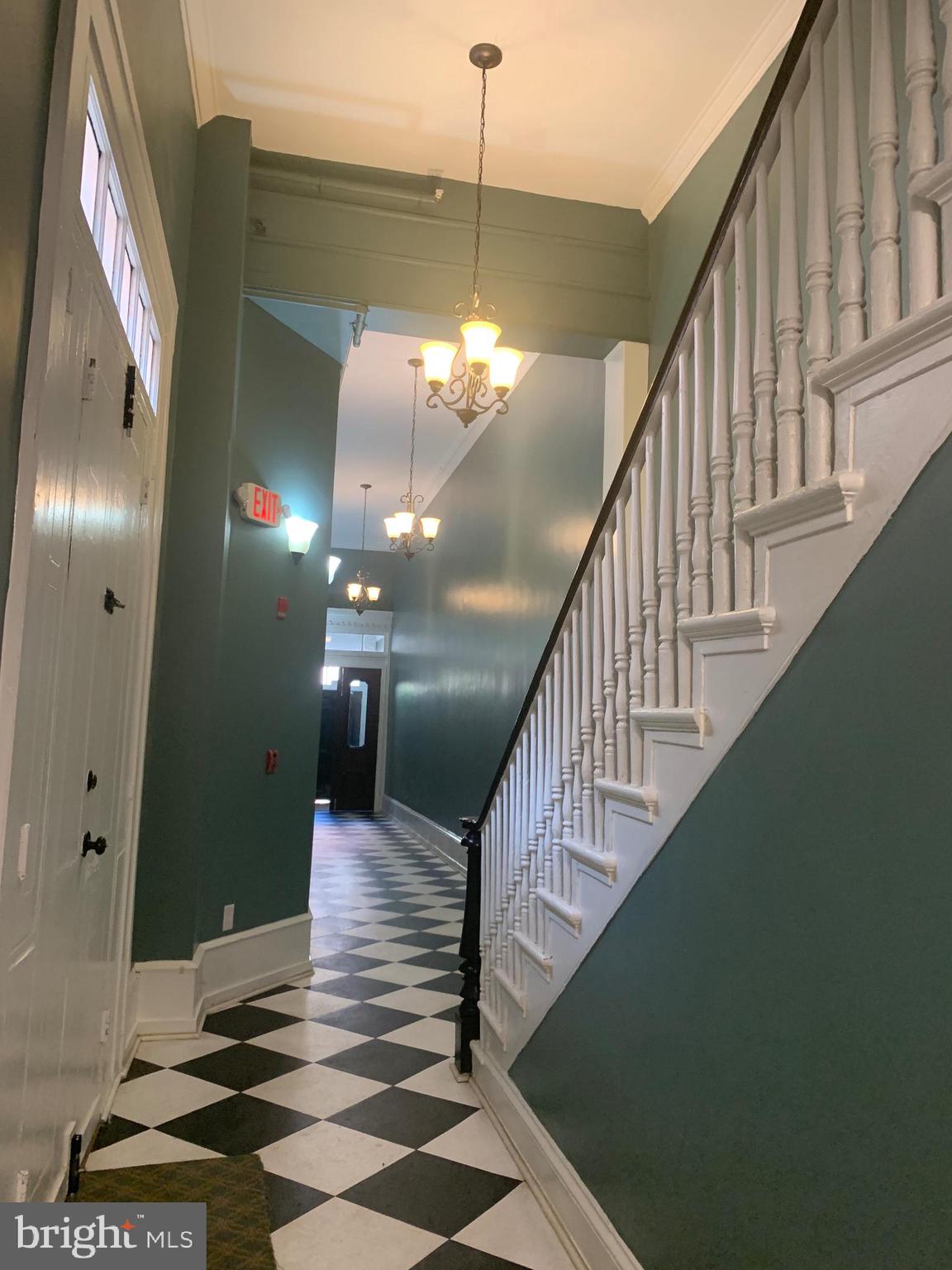 SOCIETY HILL - Residential Lease