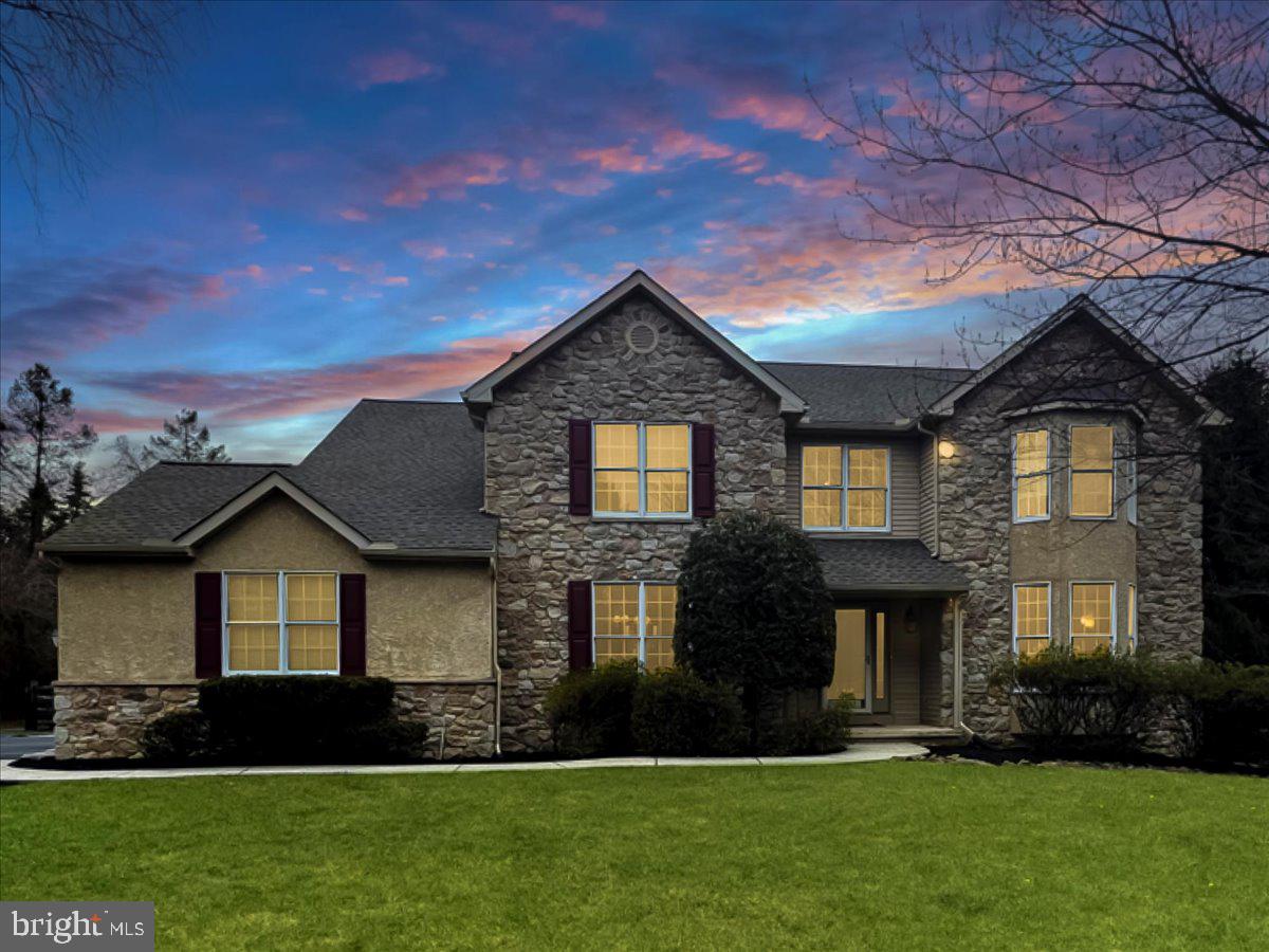 103 N IROQUOIS LANE