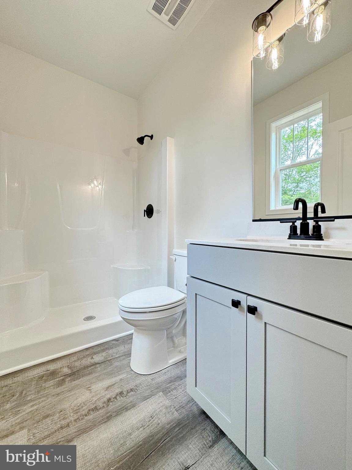 MOSS CREEK - Residential