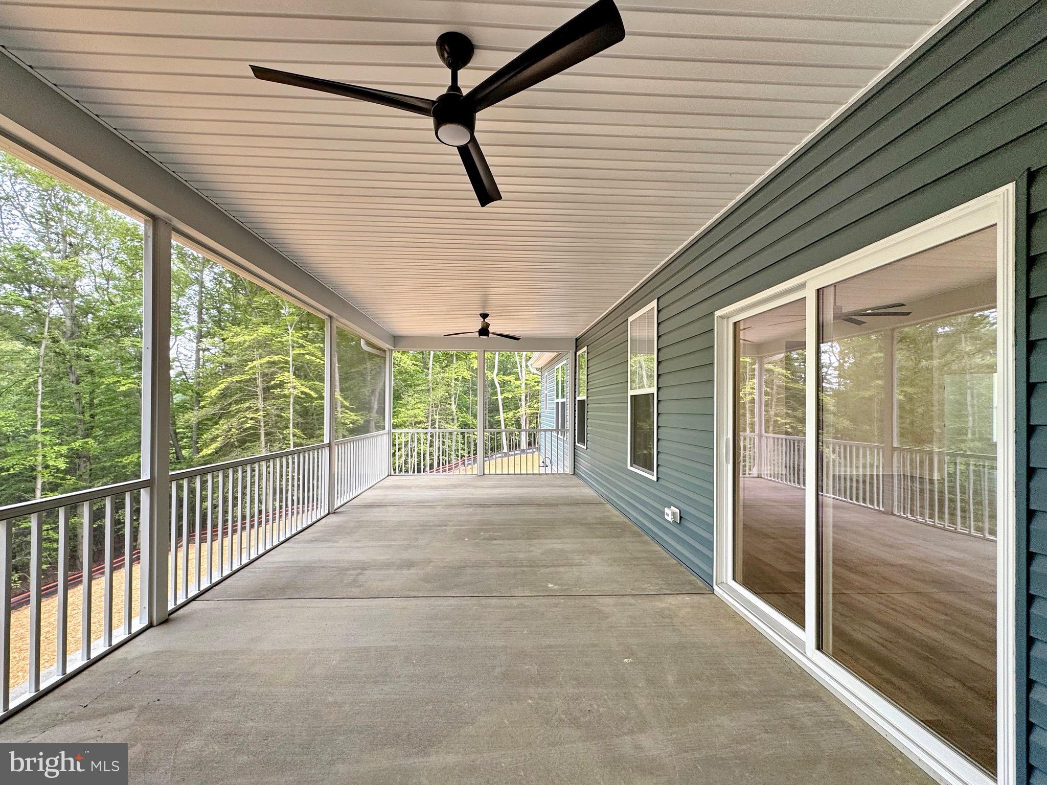 MOSS CREEK - Residential