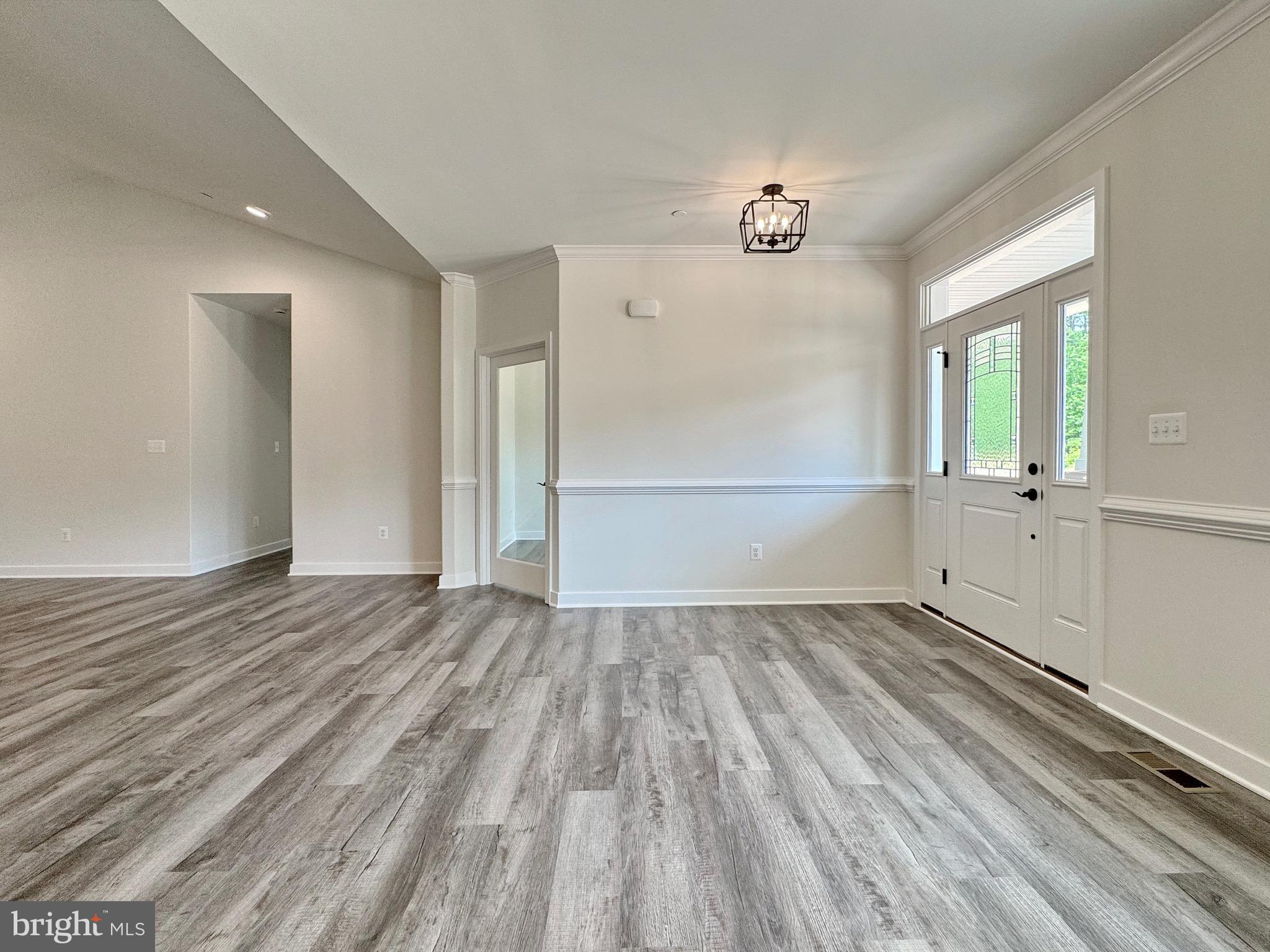 MOSS CREEK - Residential