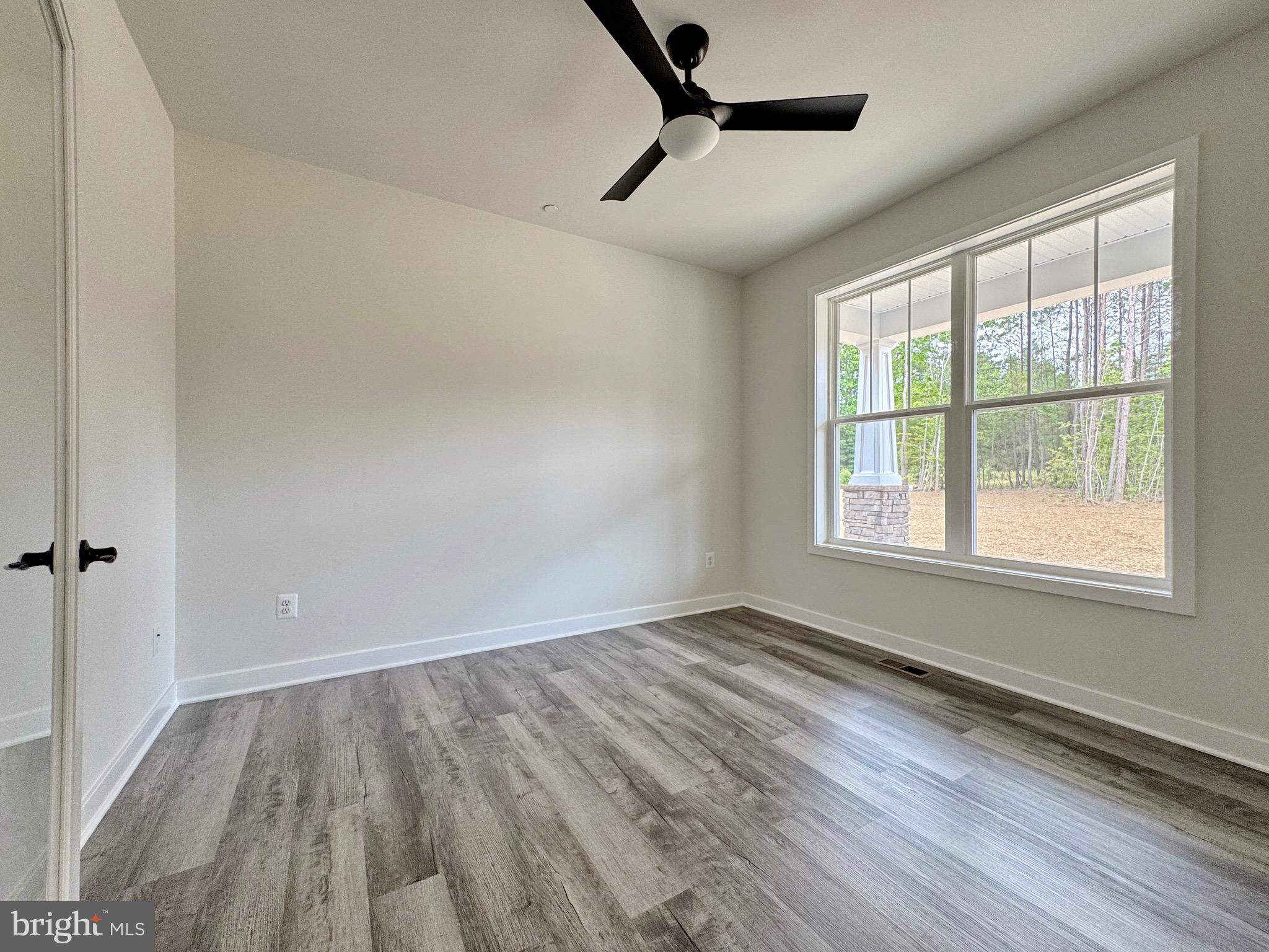 MOSS CREEK - Residential