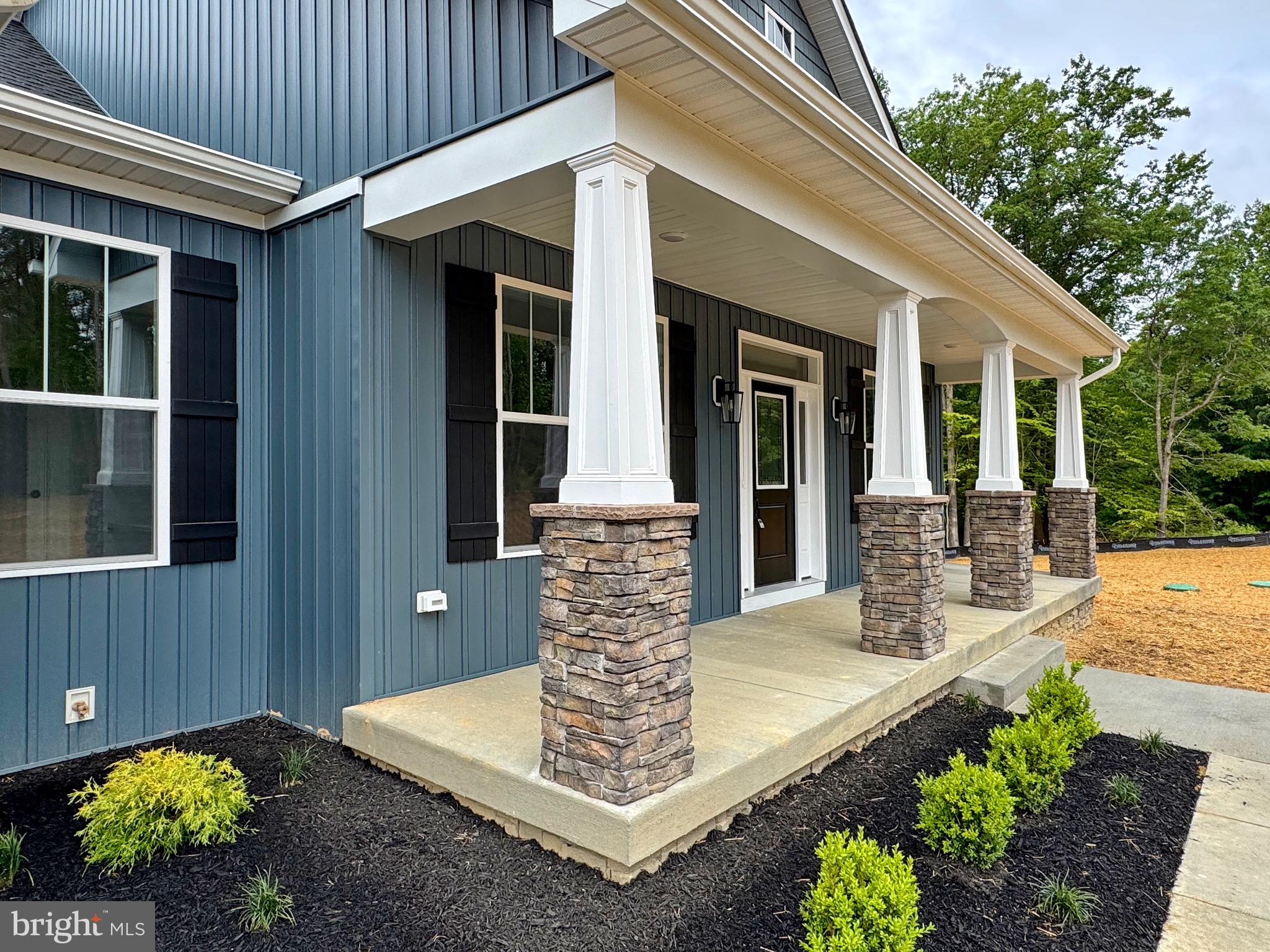 MOSS CREEK - Residential