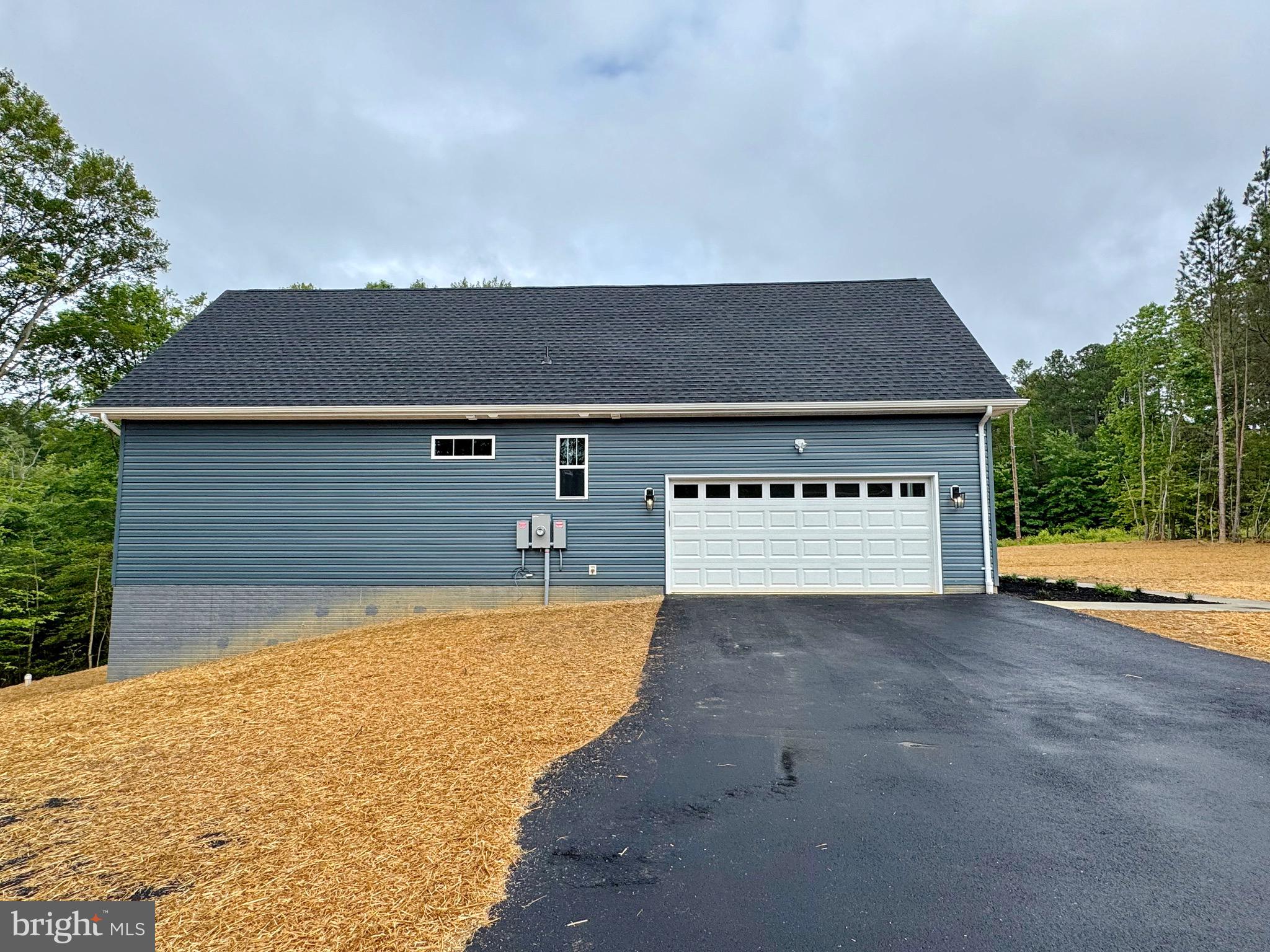 MOSS CREEK - Residential