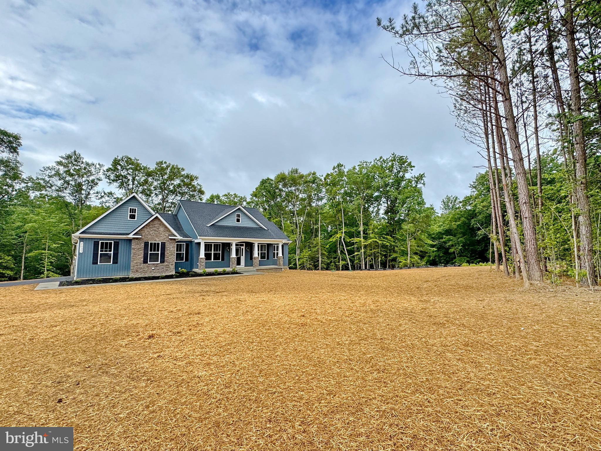 MOSS CREEK - Residential