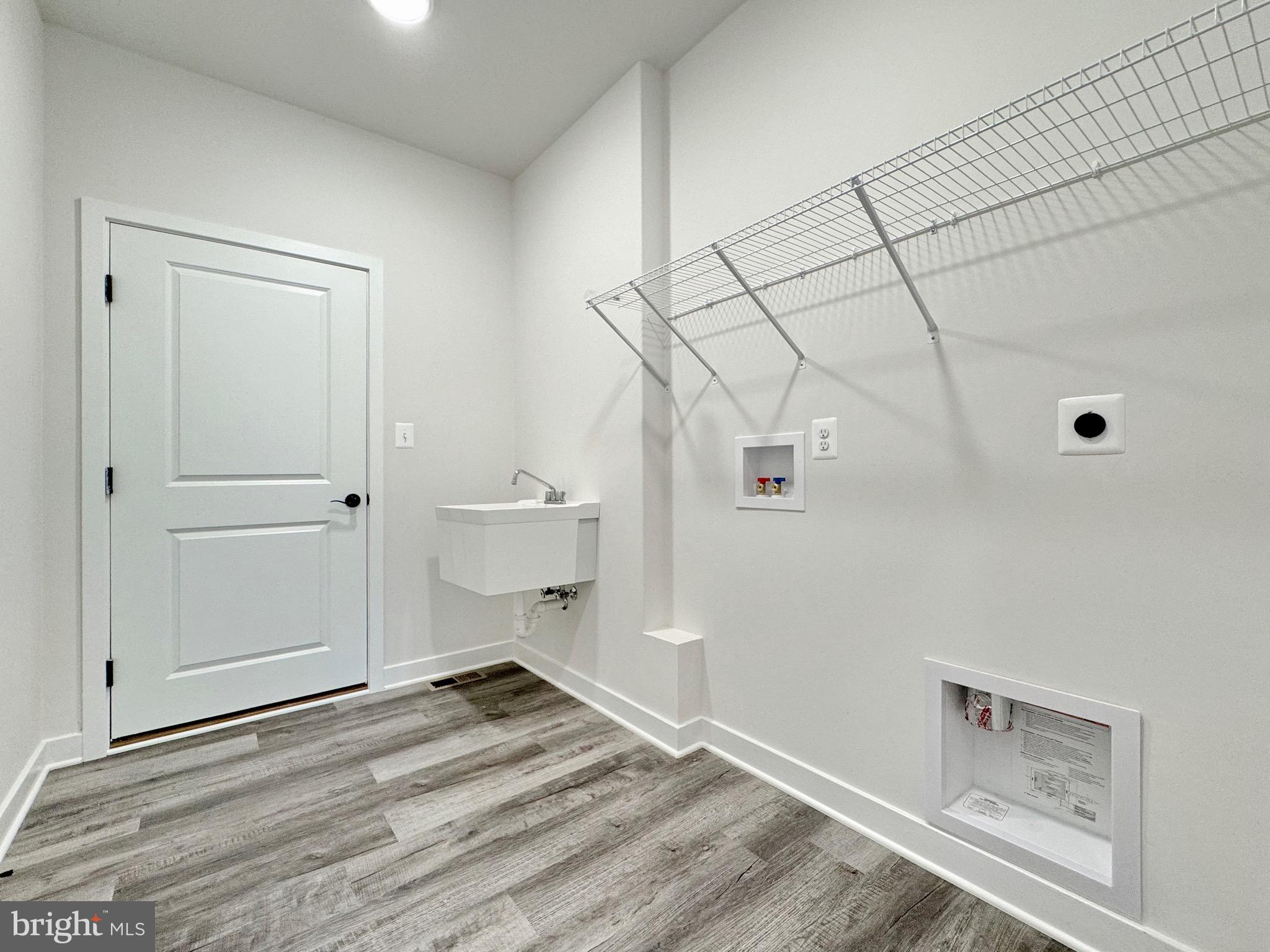 MOSS CREEK - Residential