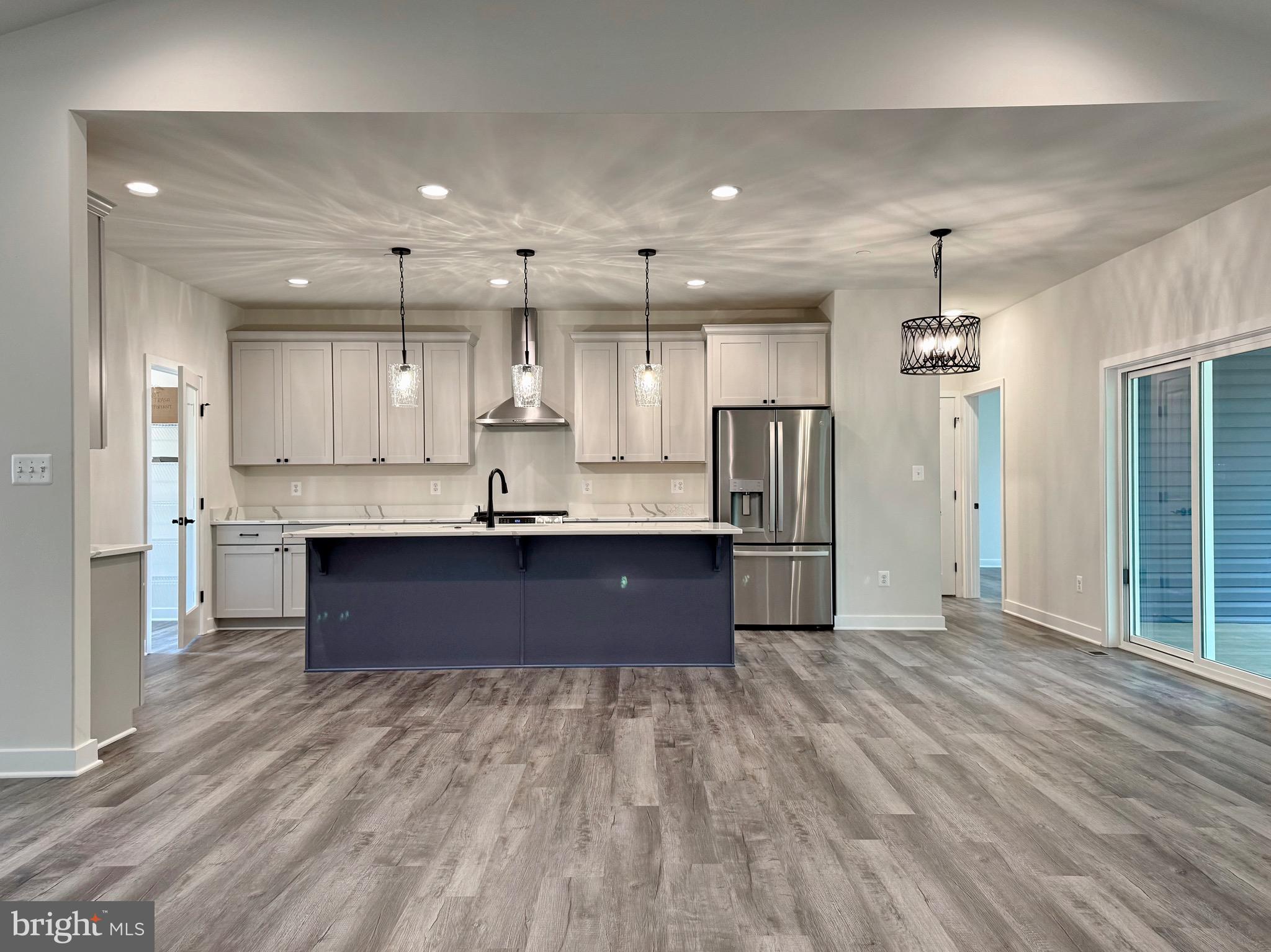 MOSS CREEK - Residential