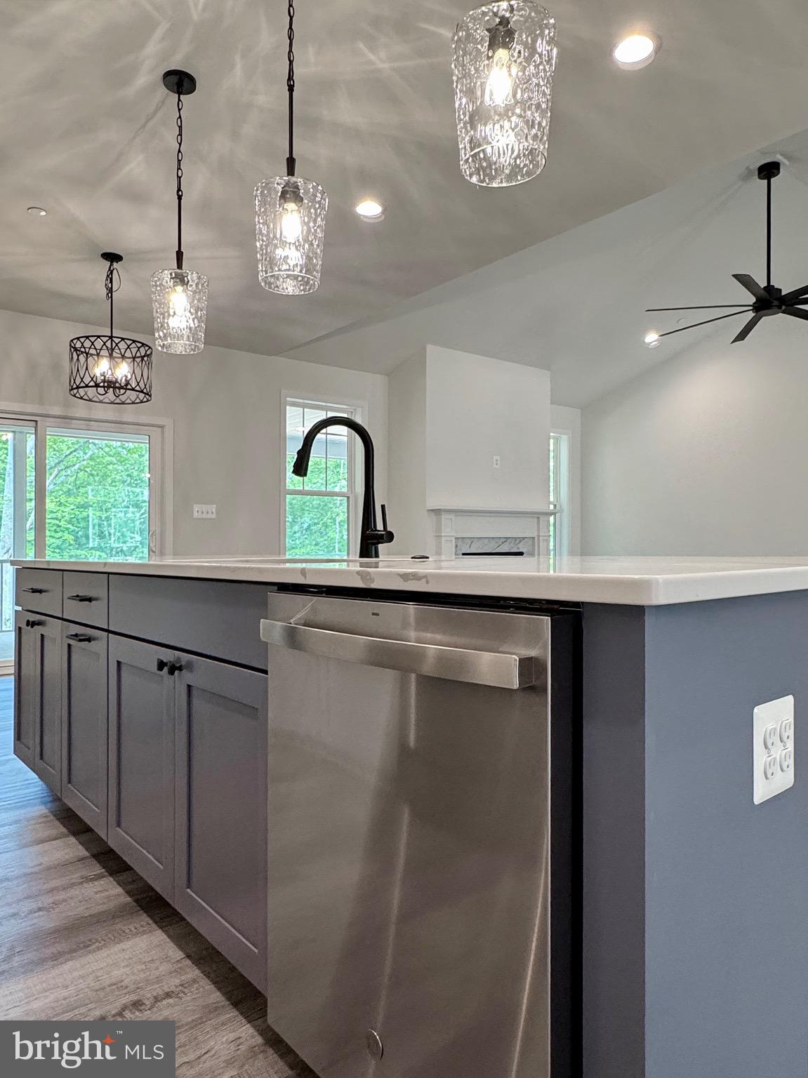 MOSS CREEK - Residential