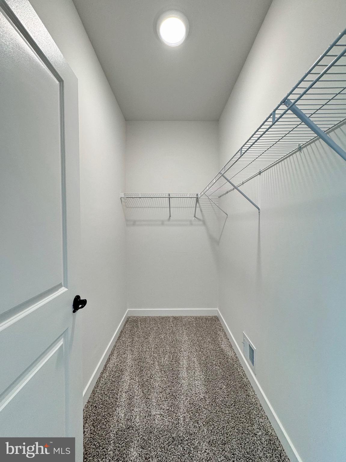 MOSS CREEK - Residential