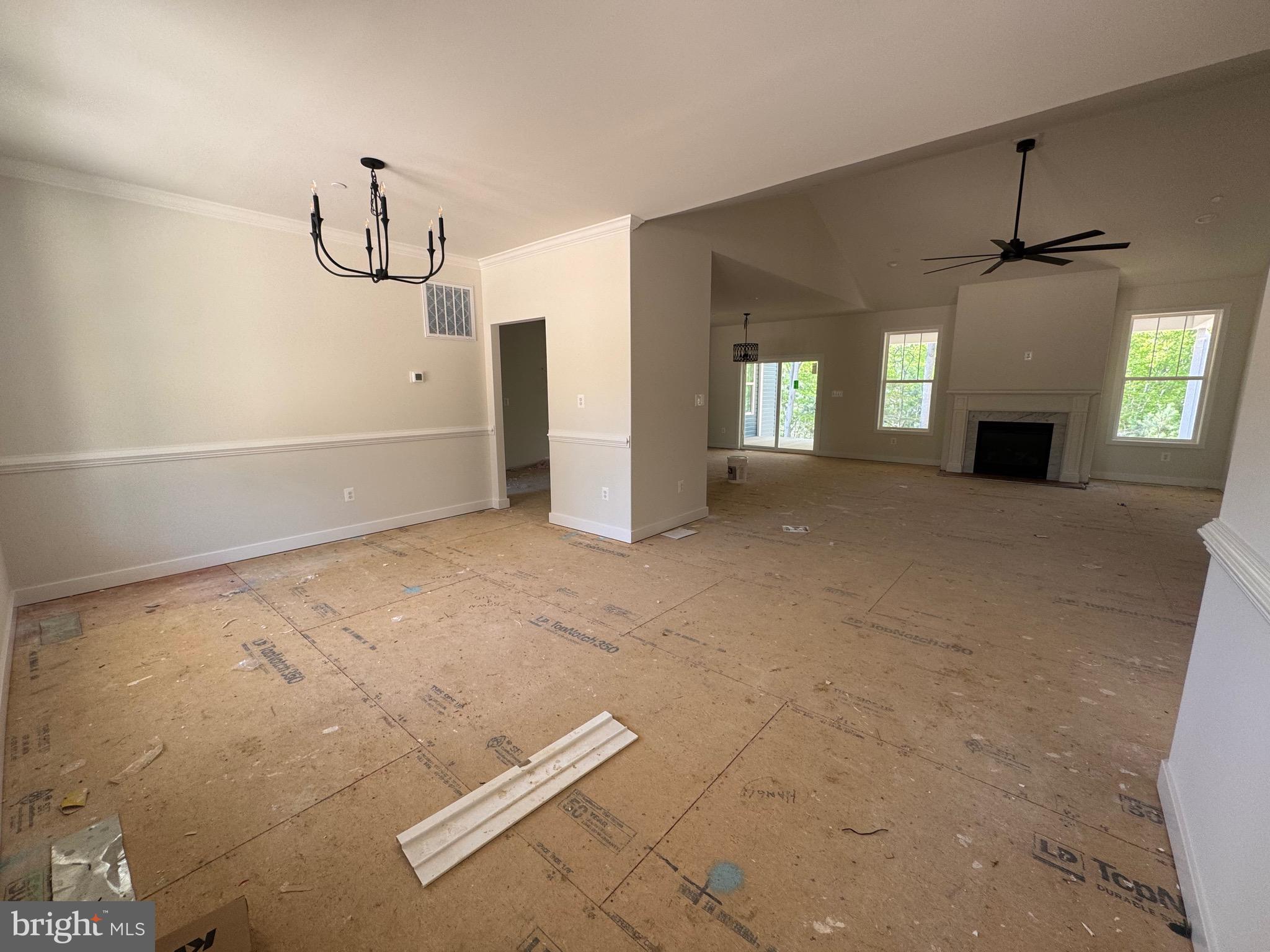 4035 TAMARON COURT