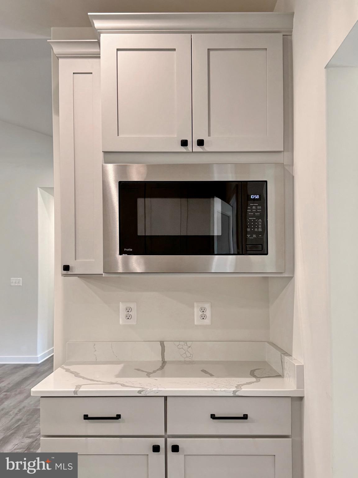 MOSS CREEK - Residential