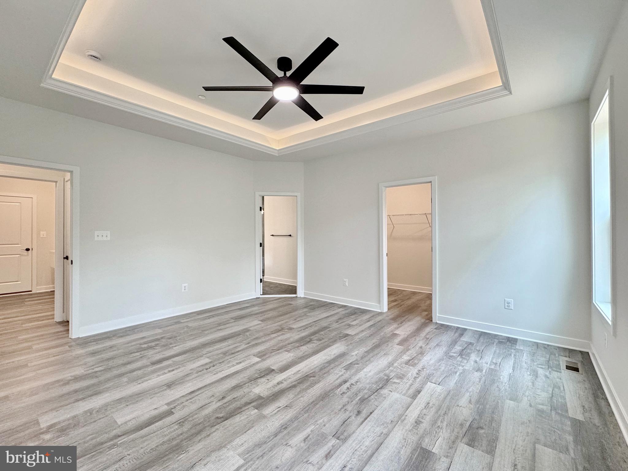 MOSS CREEK - Residential