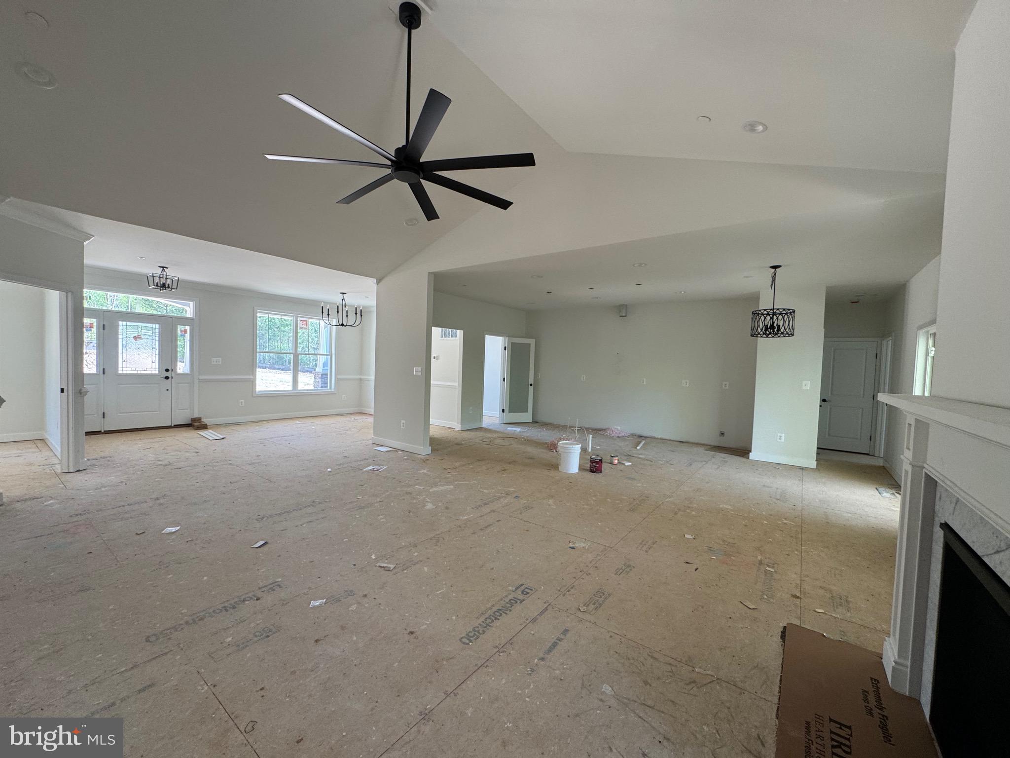 4035 TAMARON COURT