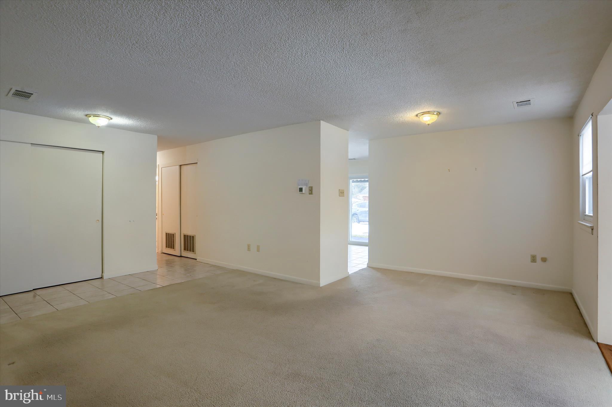 OXFORD COURT - Residential