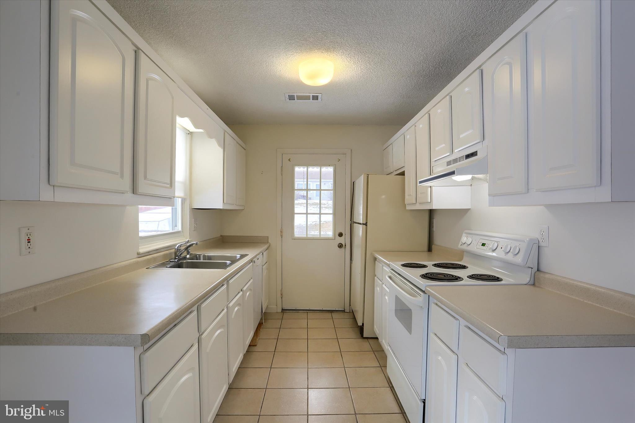 OXFORD COURT - Residential