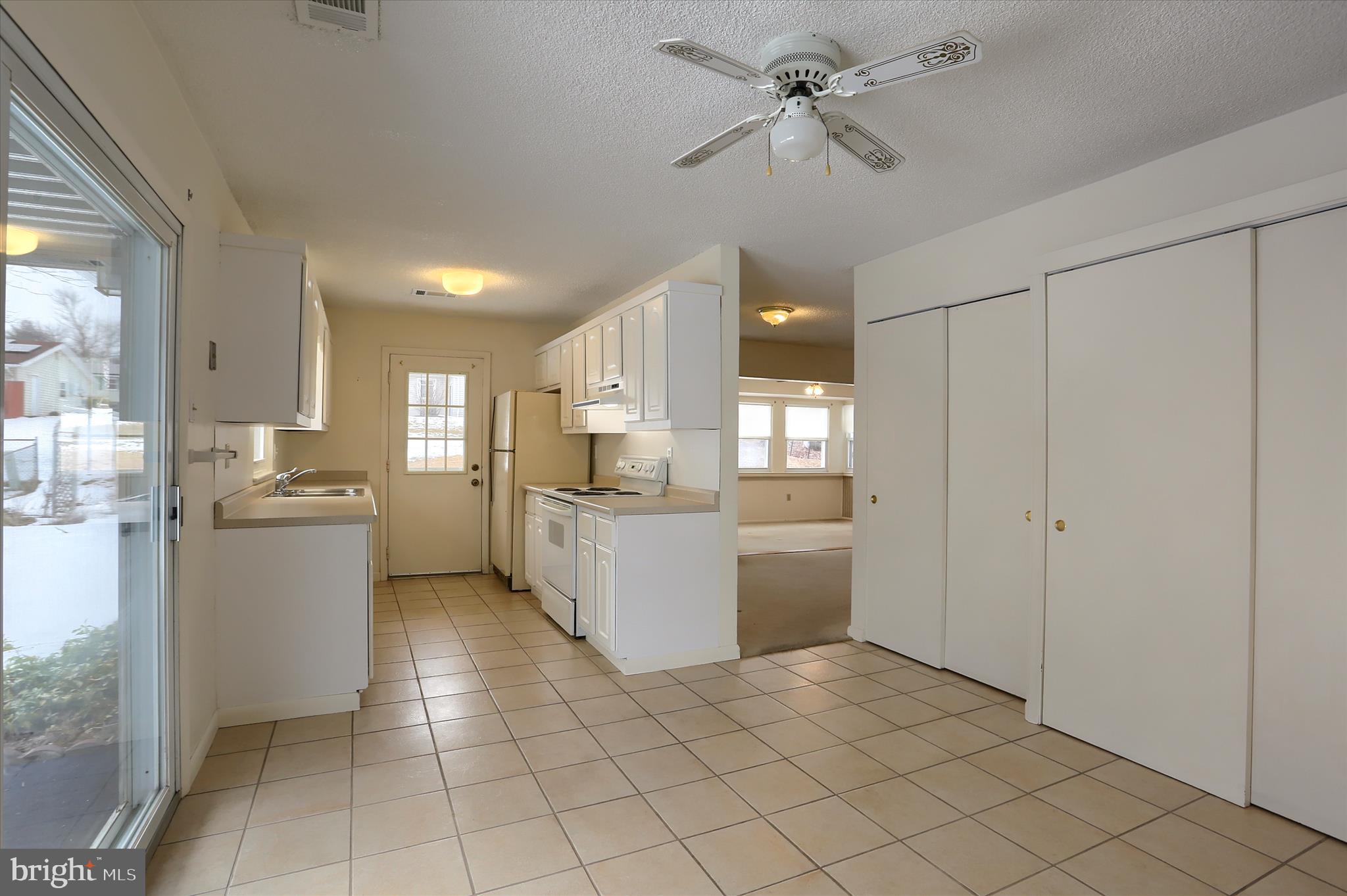 OXFORD COURT - Residential