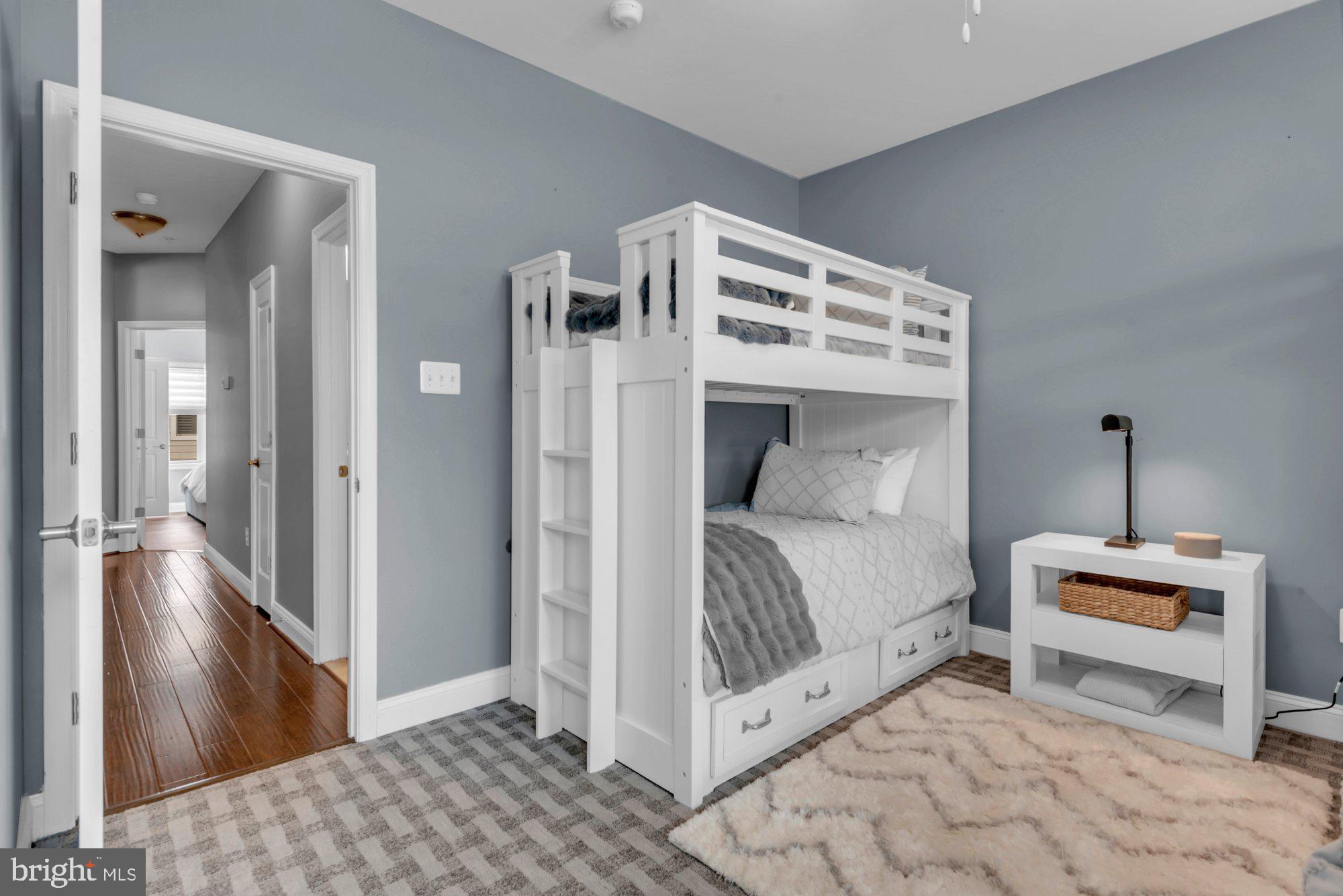 UPTOWN AT MURRAY HILL - Residential